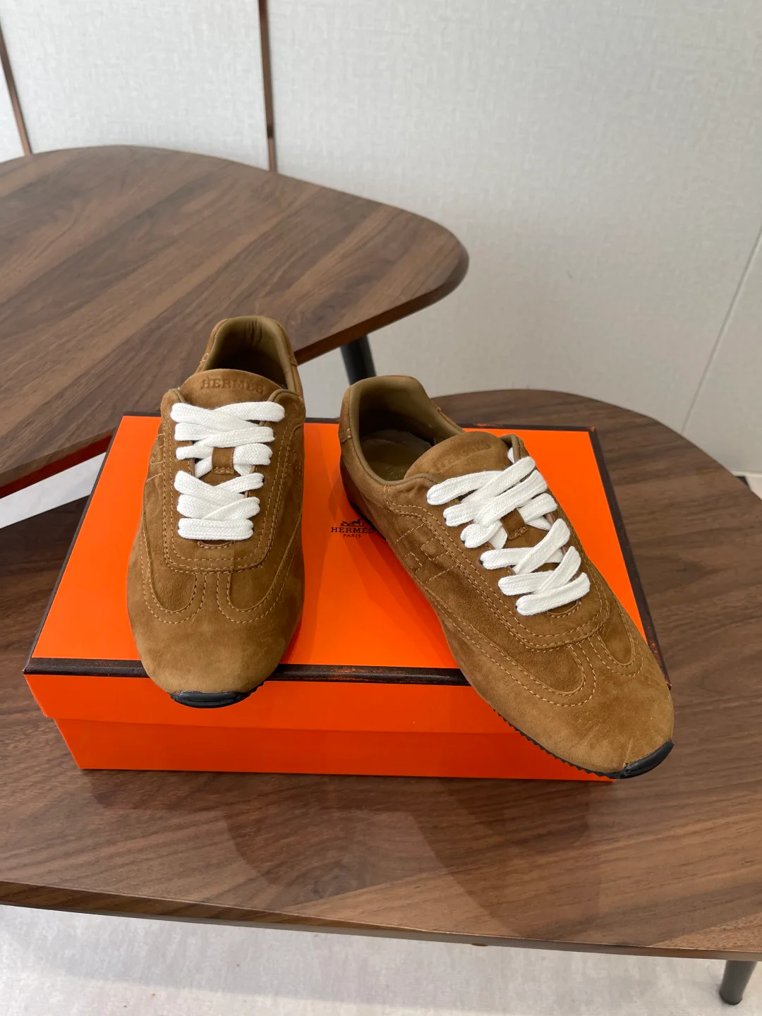 Кроссовки Женские Hermes 1284394