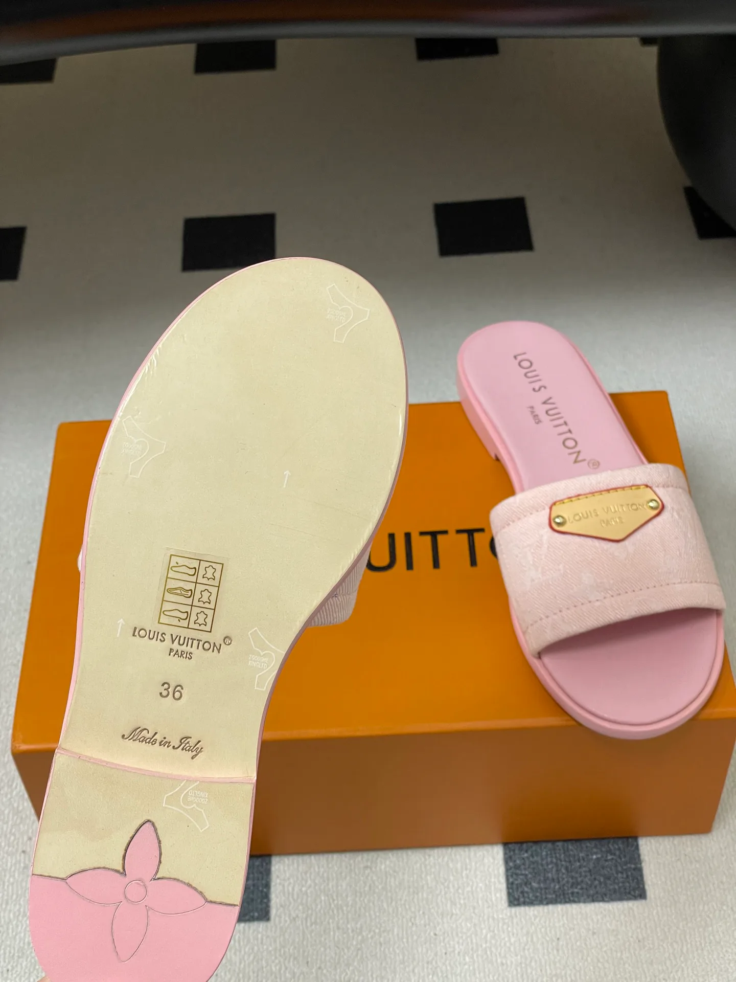 Сандалии Женские Louis Vuitton 3361693