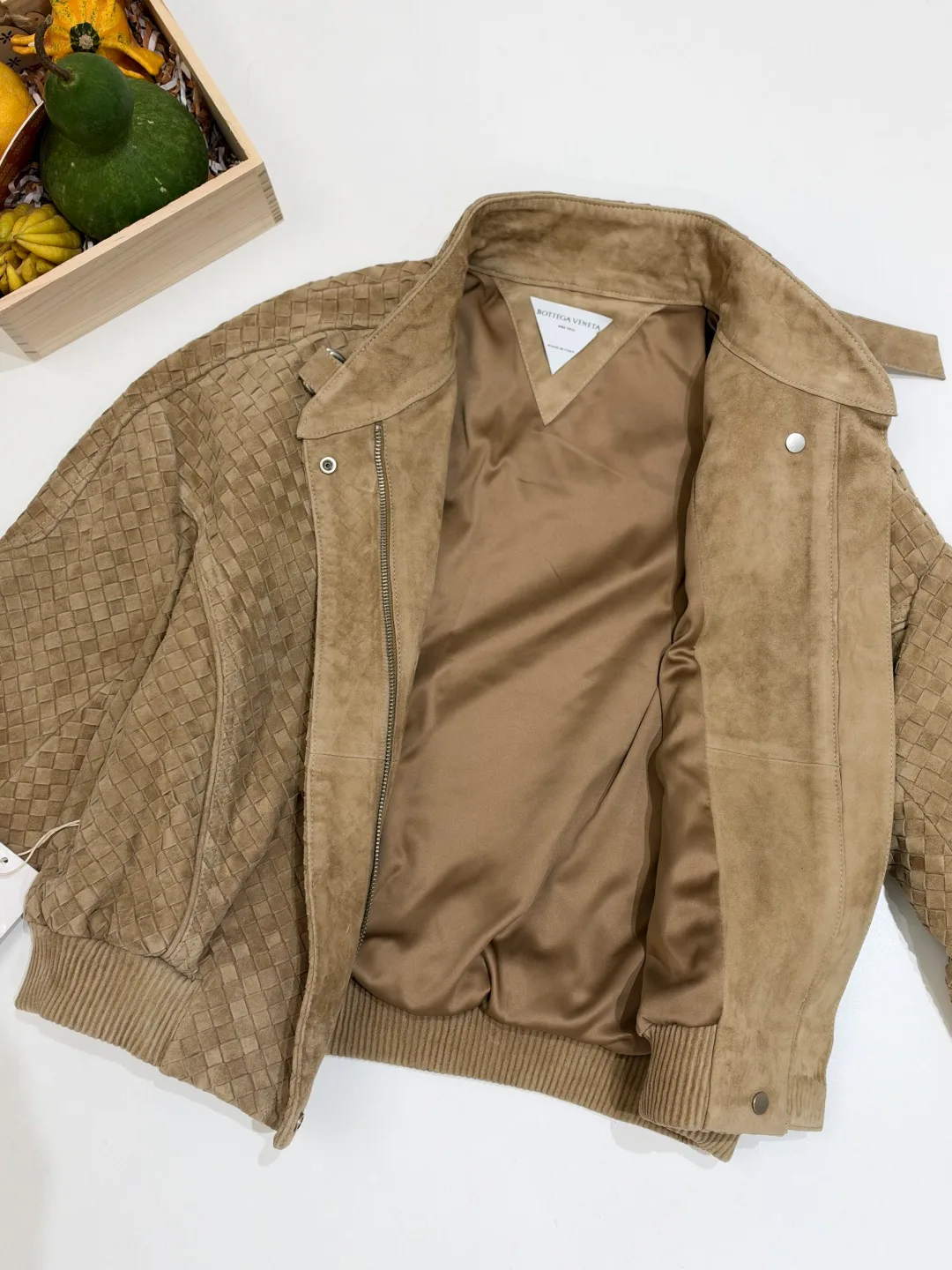 Кожаные Куртки И Дублёнки Женские Bottega Veneta 19001538