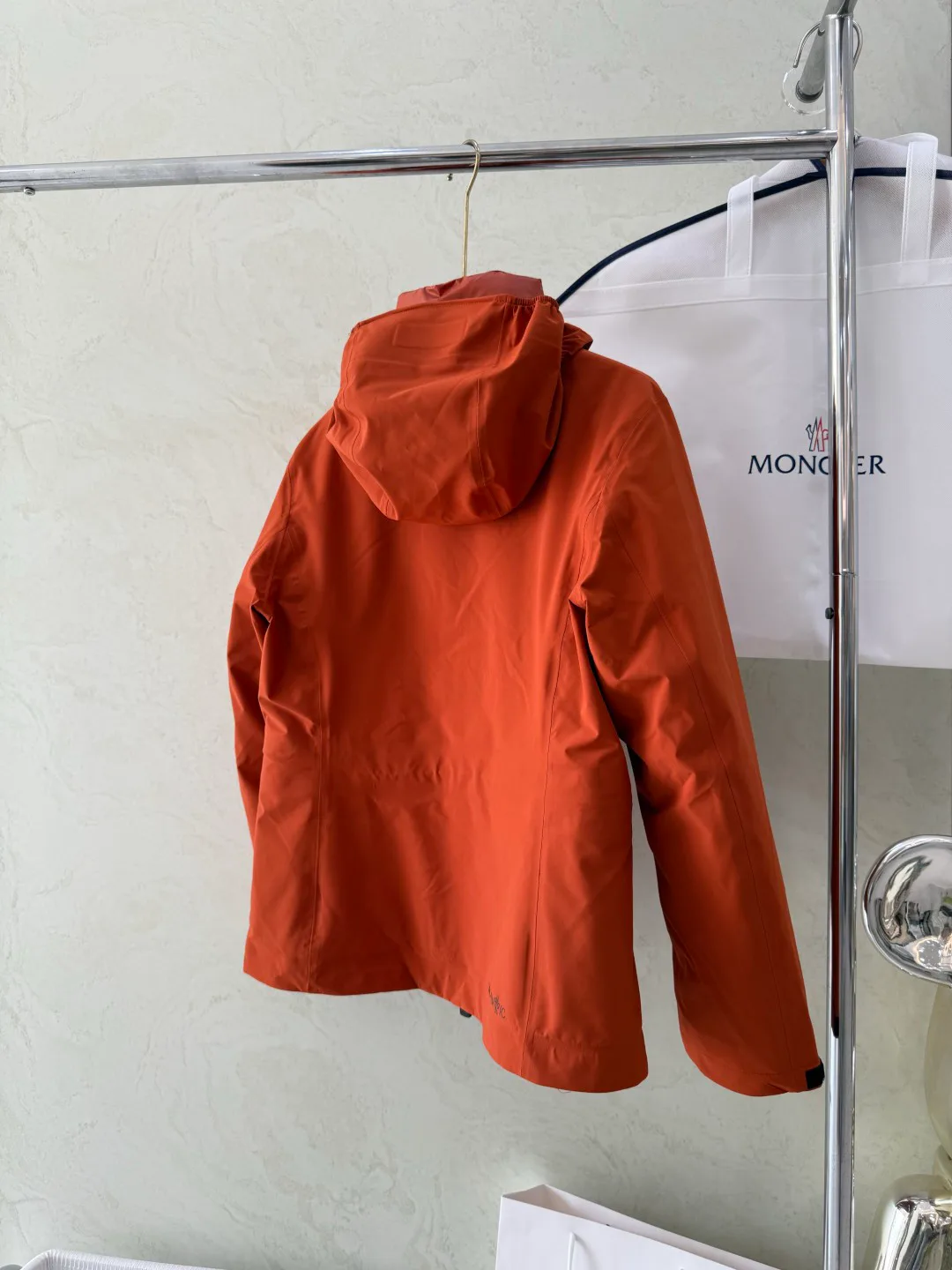 Куртки И Пуховики Женские Moncler 18043545