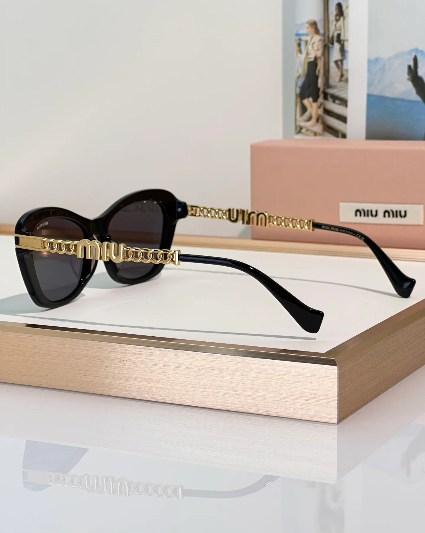 Очки Miu Miu 12959416