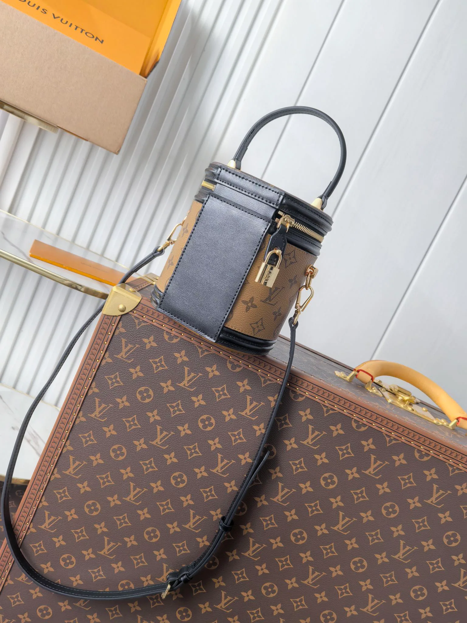 Классические Сумки Женские Louis Vuitton 13153267