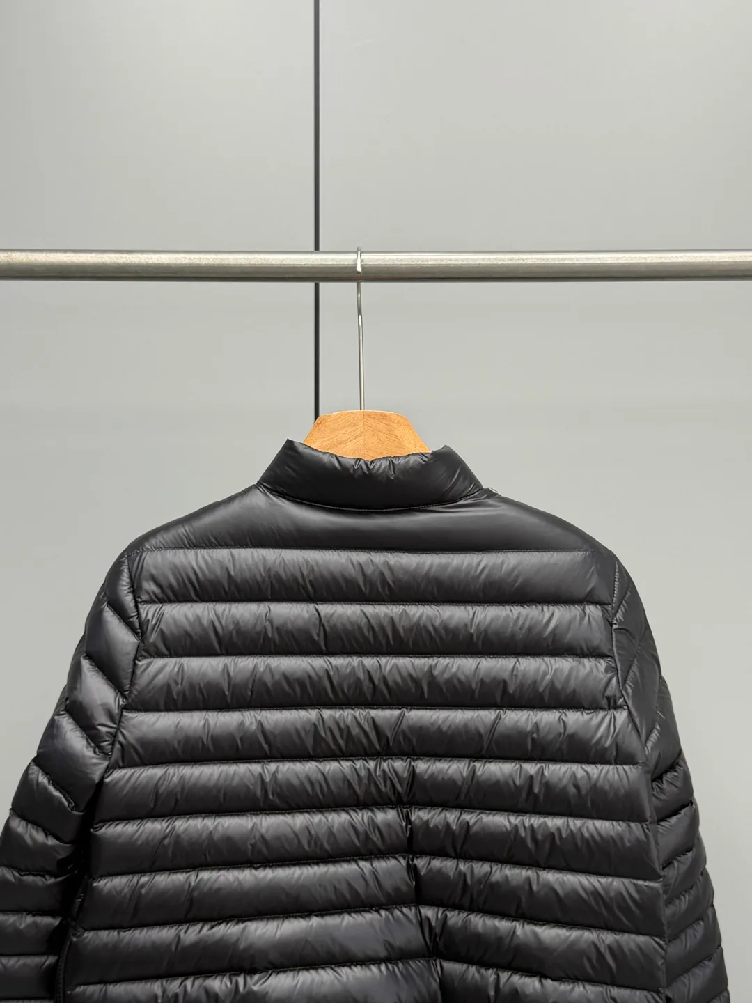 Куртки И Пуховики Женские Moncler 18535037