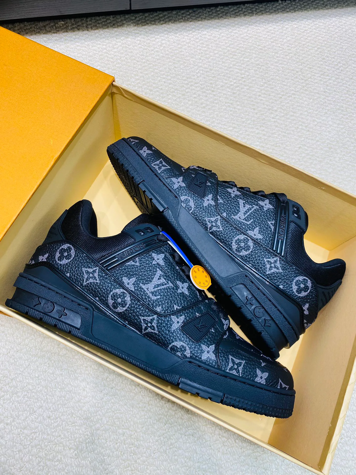 Кроссовки Женские Louis Vuitton 15278