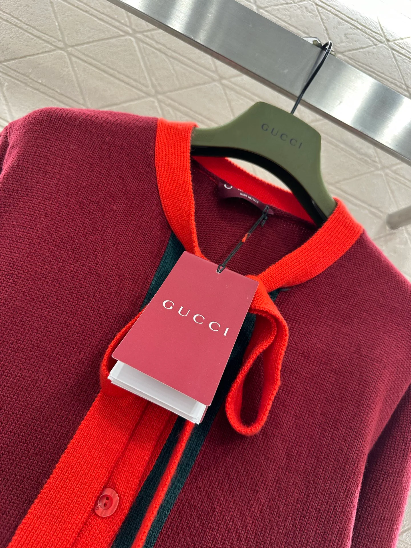 Джемперы И Свитеры Женские Gucci 2006524