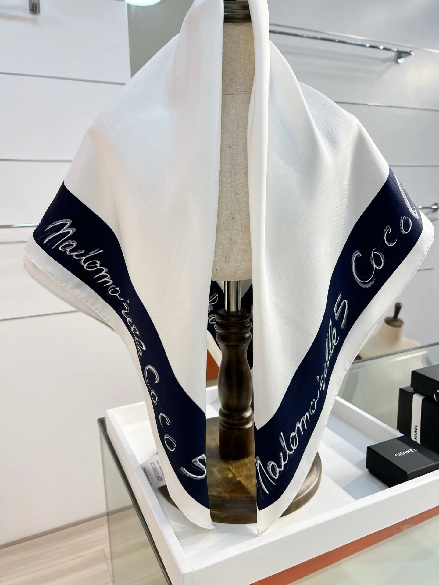 Платки Chanel 3499623