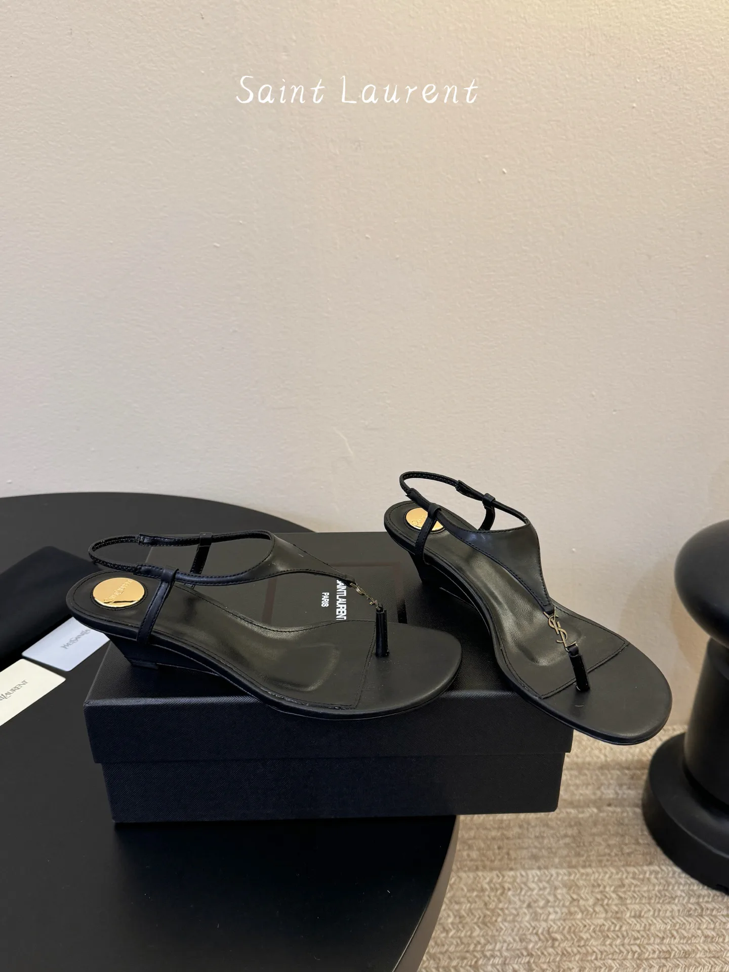 Сандалии Женские Saint Laurent 12780308