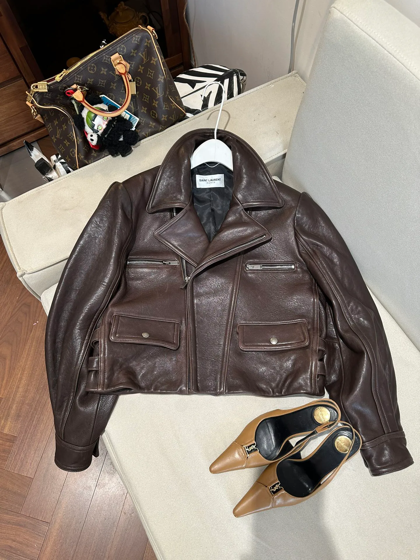 Кожаные Куртки И Дублёнки Женские Saint Laurent 11679706