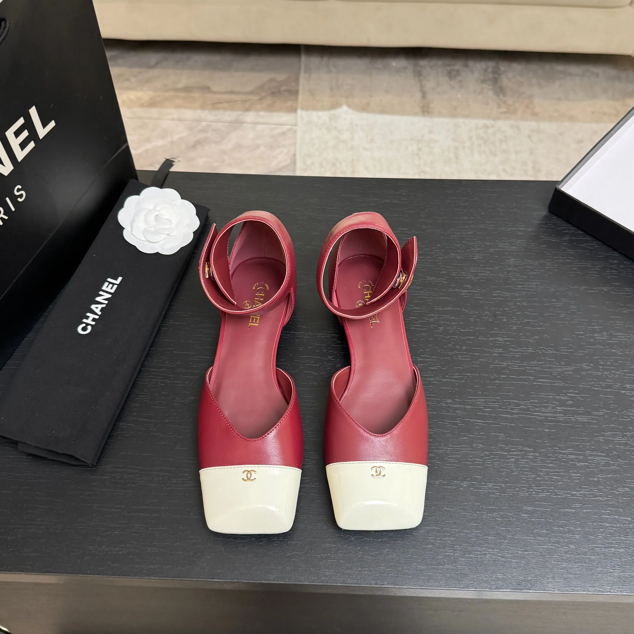 Босоножки Женские Chanel 18104573