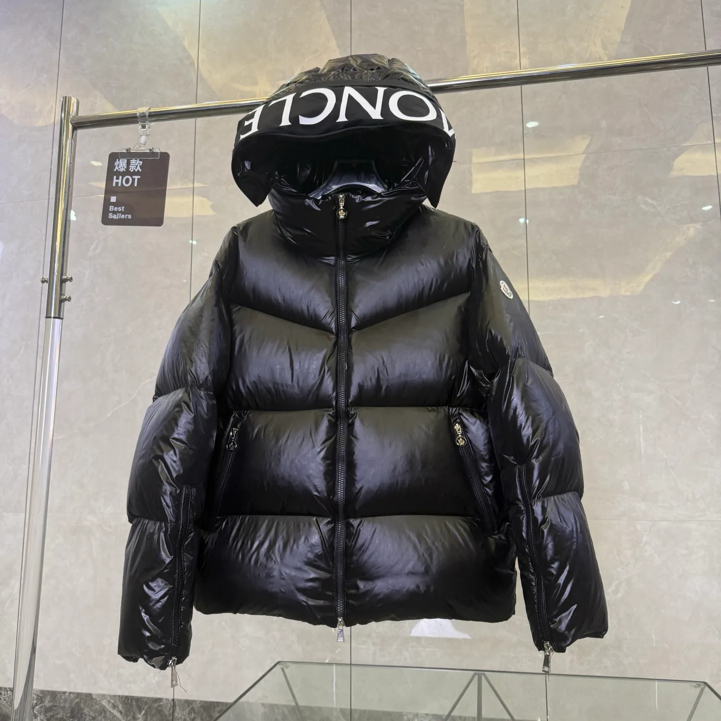 Куртки И Пуховики Женские Moncler 18391716
