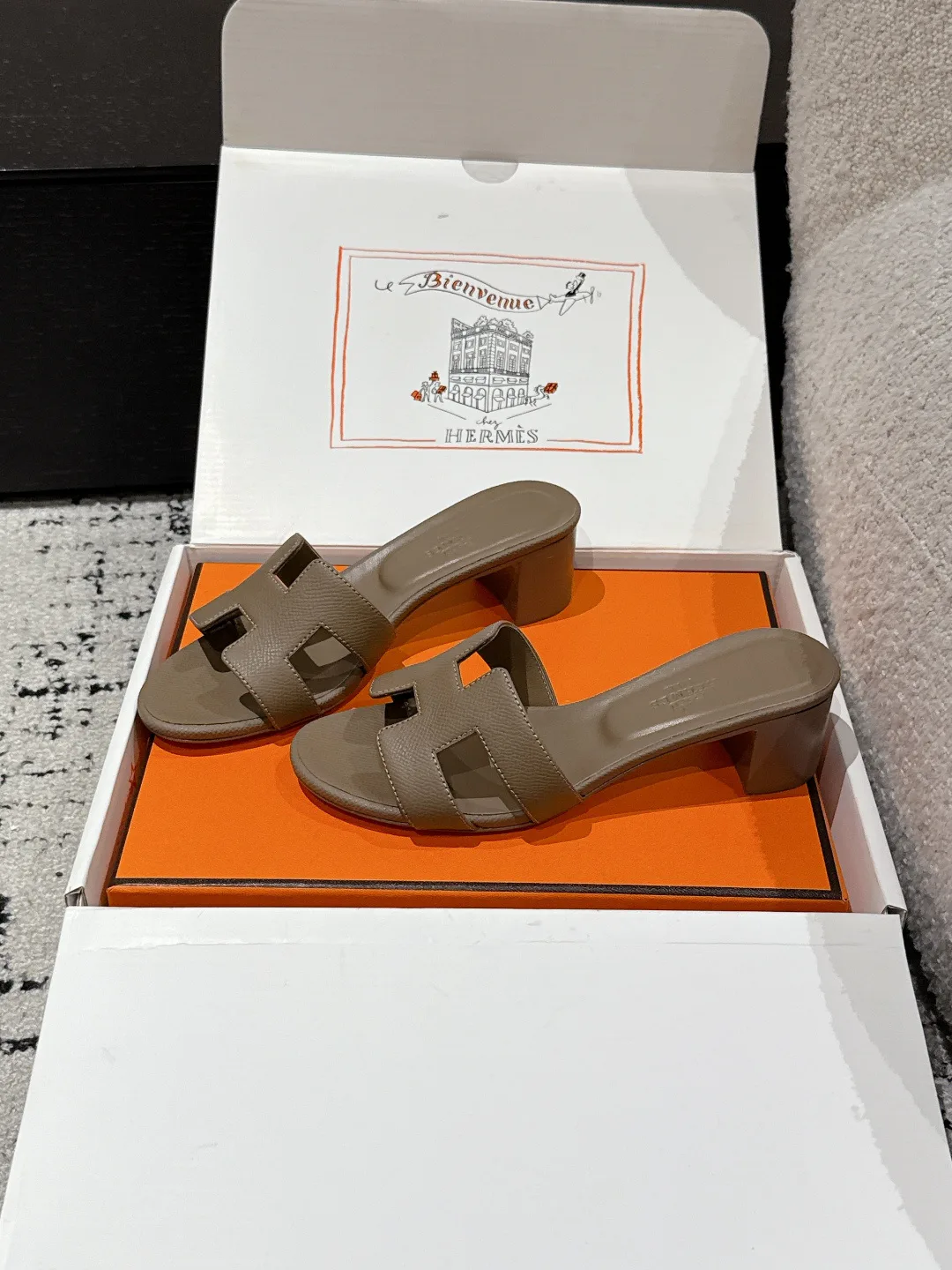 Сандалии Женские Hermes 814490