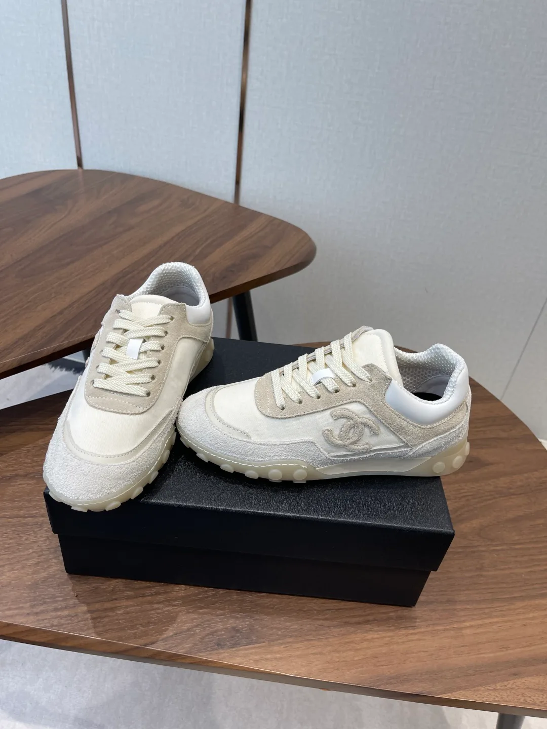 Кроссовки Женские Chanel 11646743
