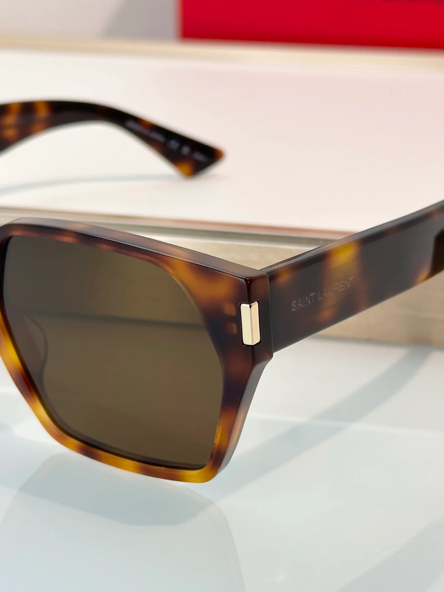 Очки Saint Laurent 17665417