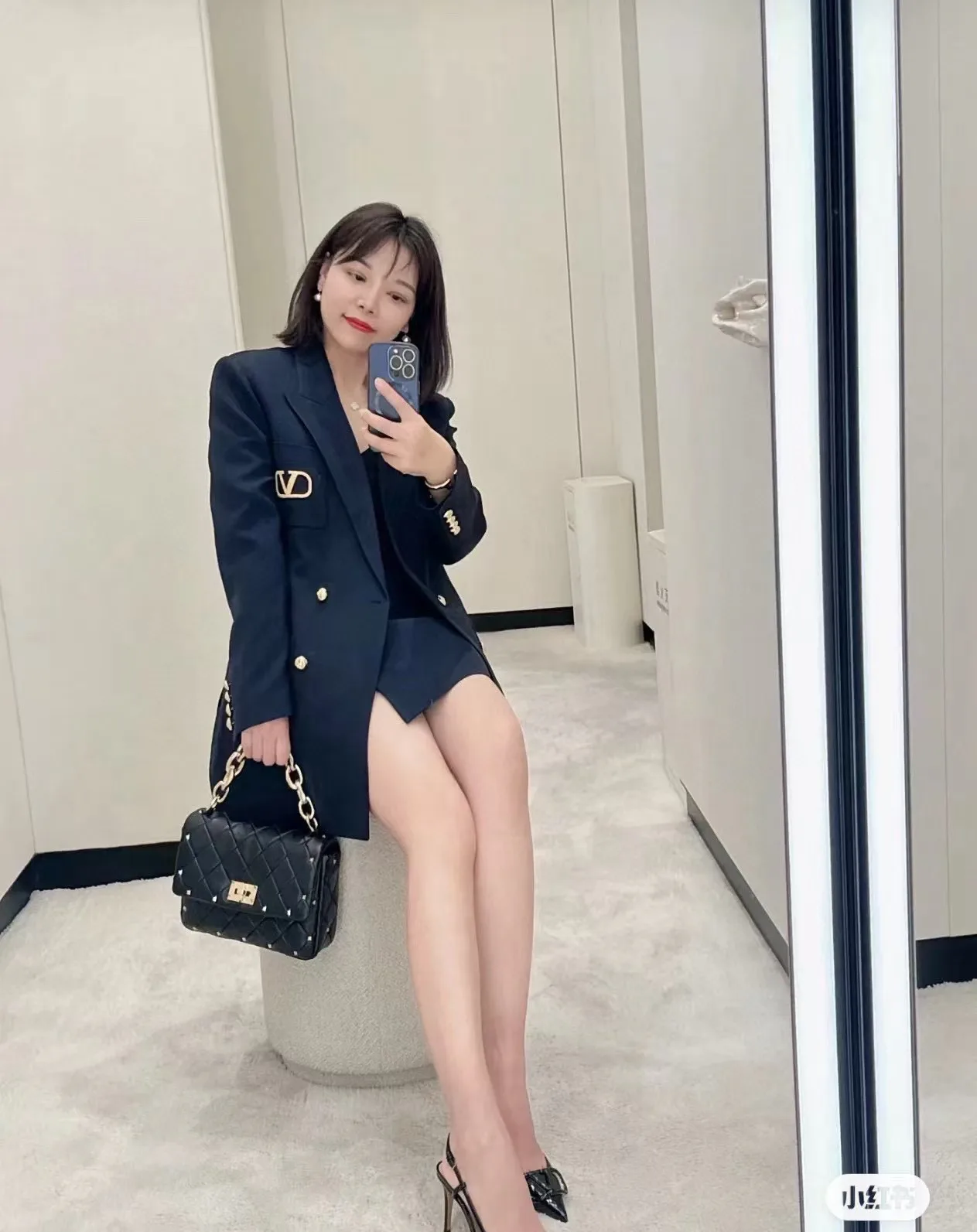 Шорты Женские Valentino 4454670