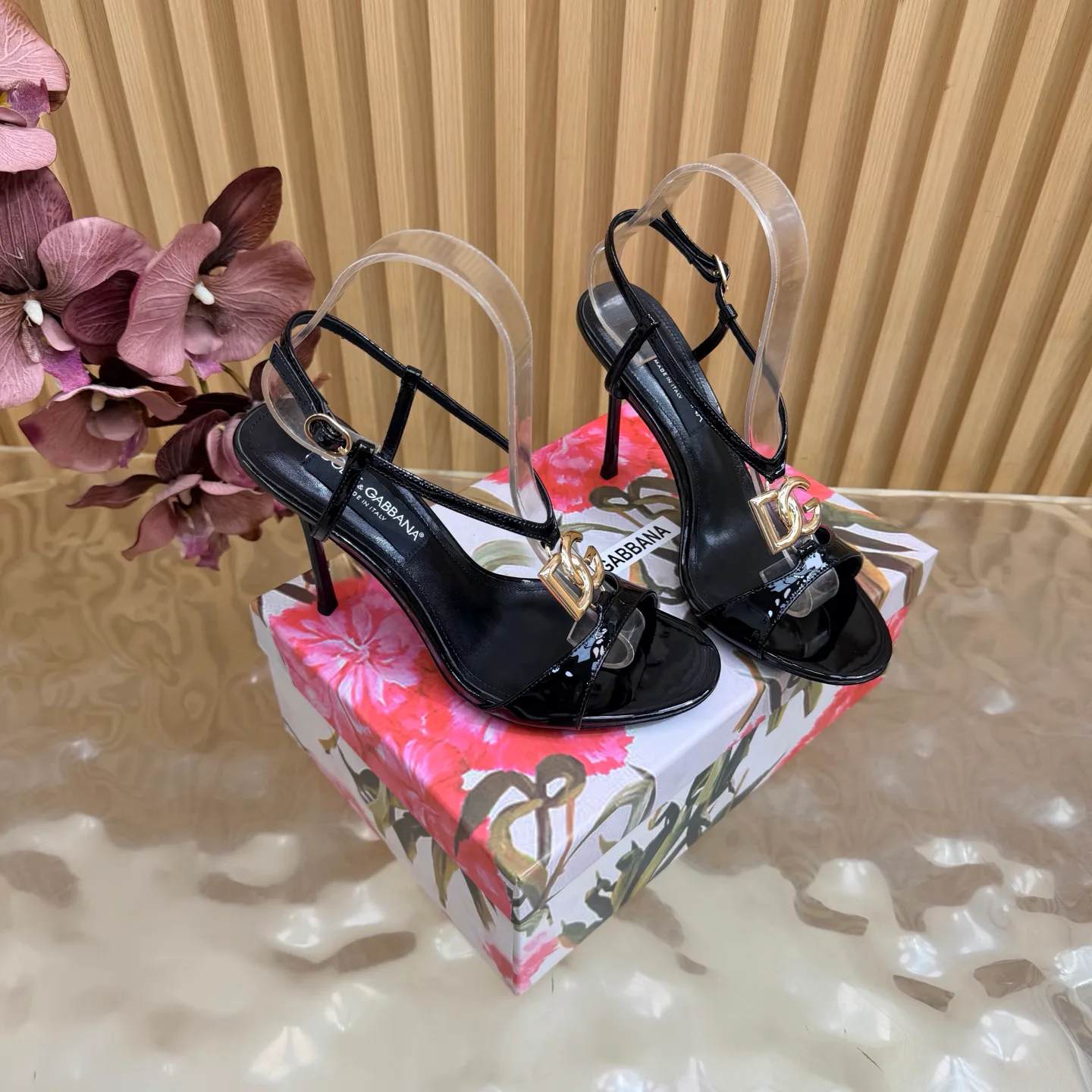 Босоножки Женские Dolce & Gabbana 18835239