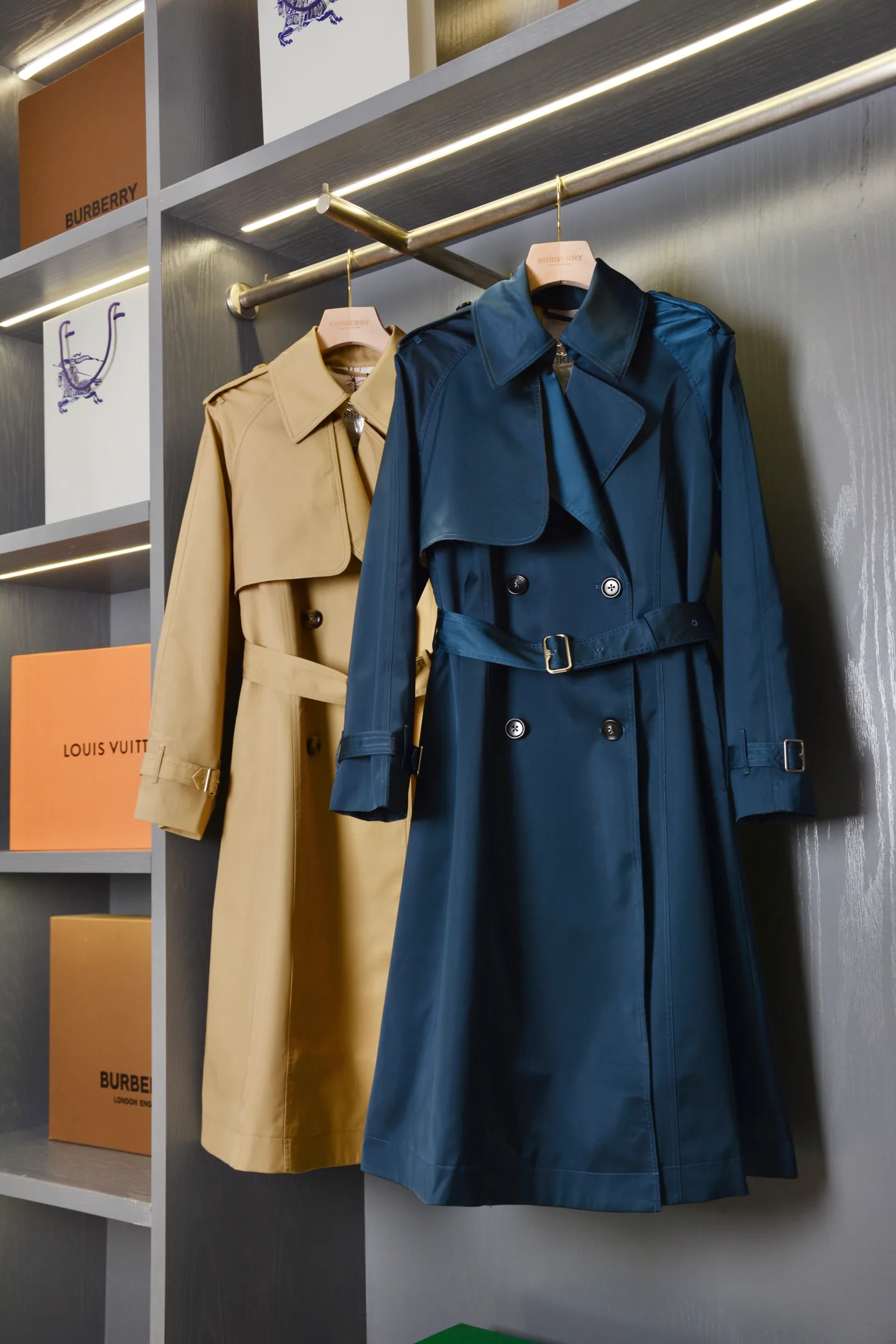 Тренчи Женские Burberry 17906709
