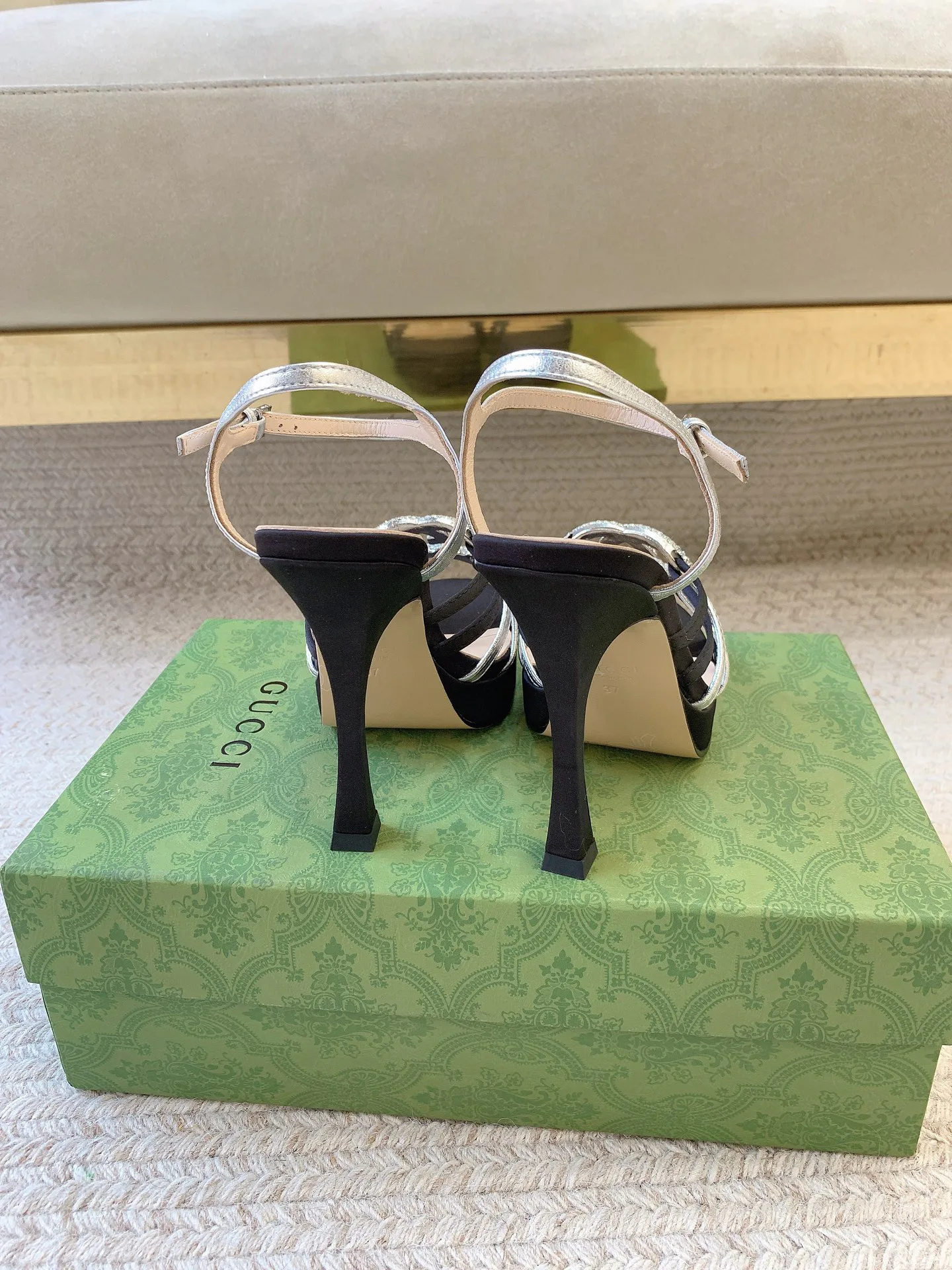 Босоножки Женские Gucci 950795