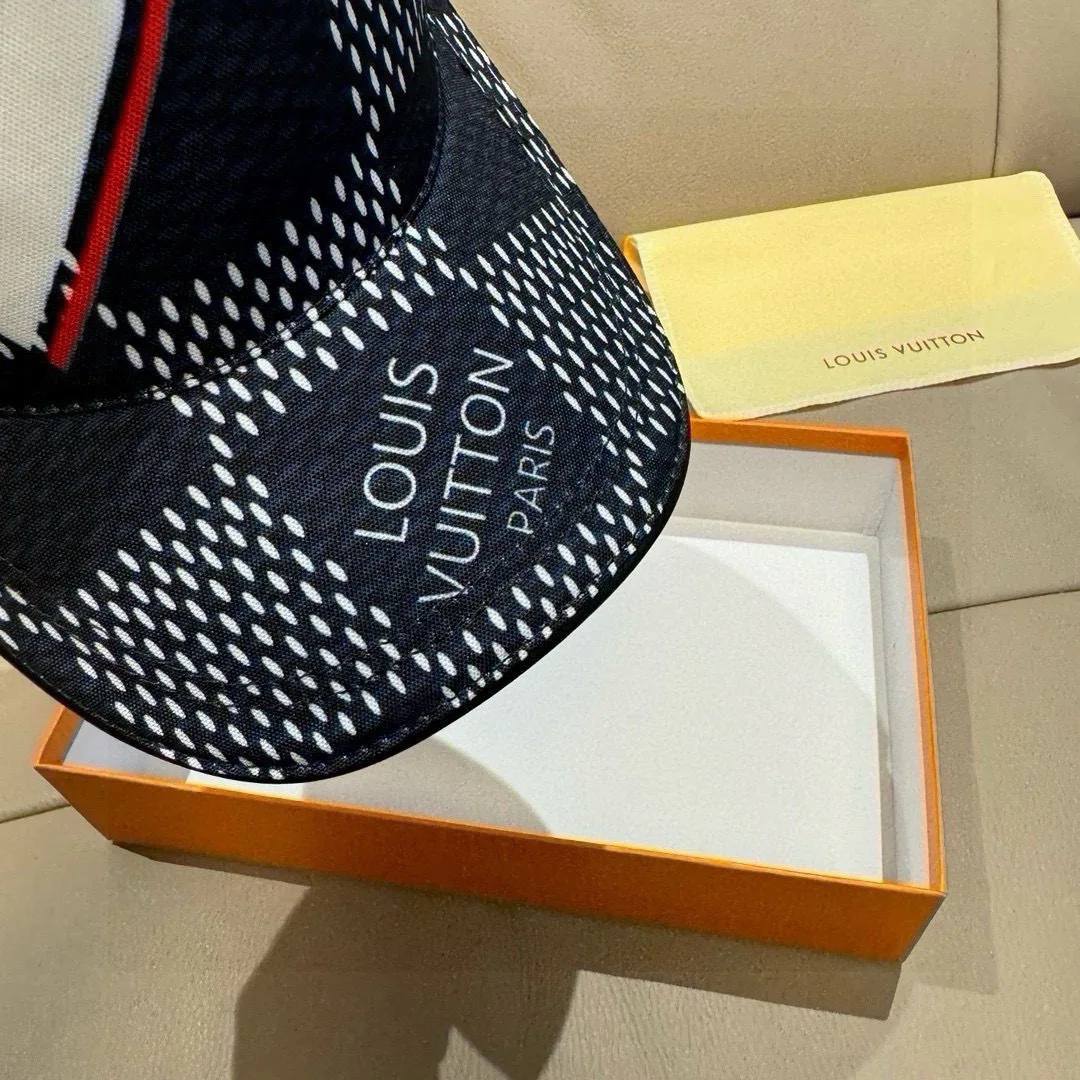 Головные Уборы Louis Vuitton 11362267