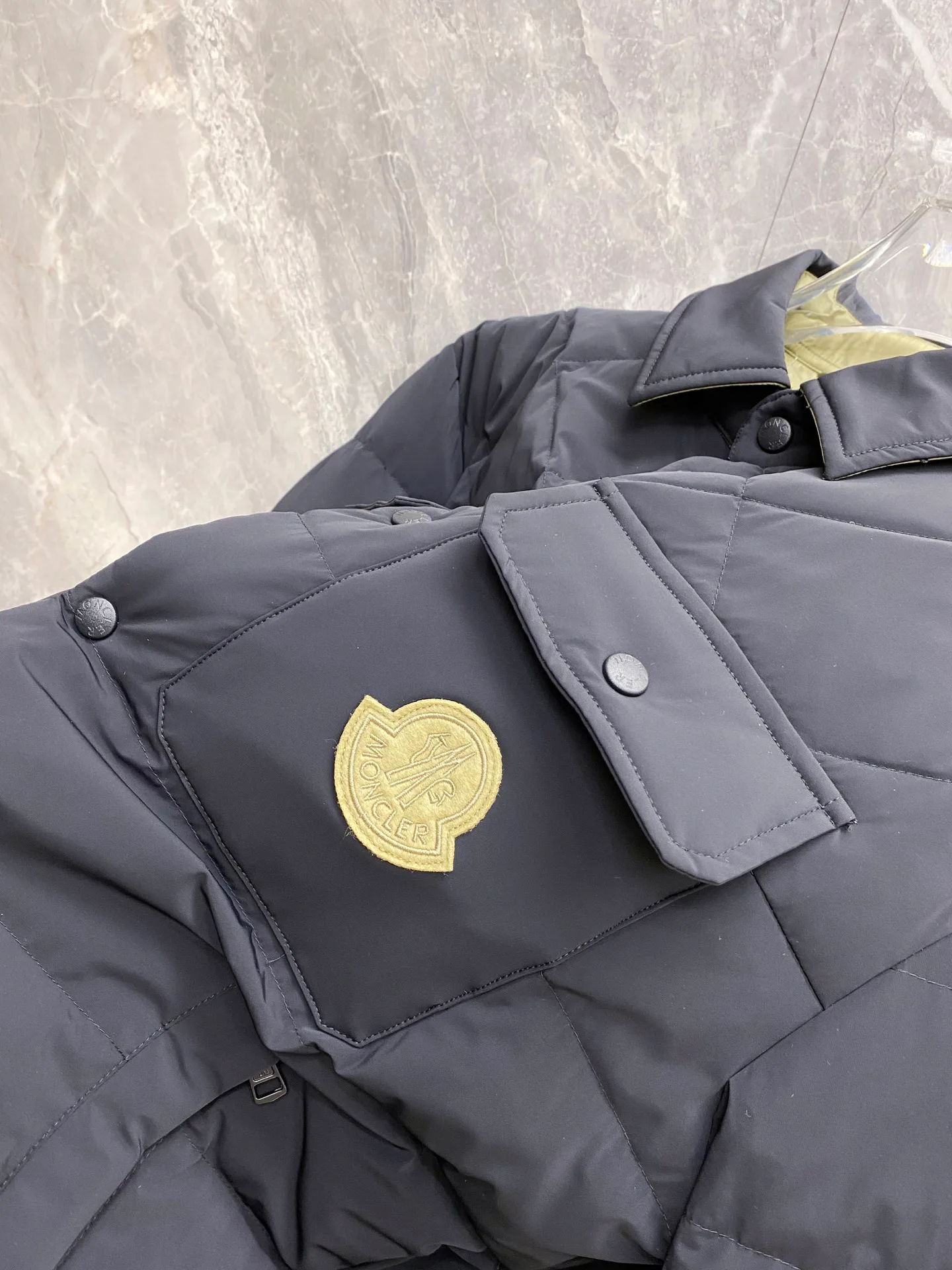 Куртки И Пуховики Мужские Moncler 619056