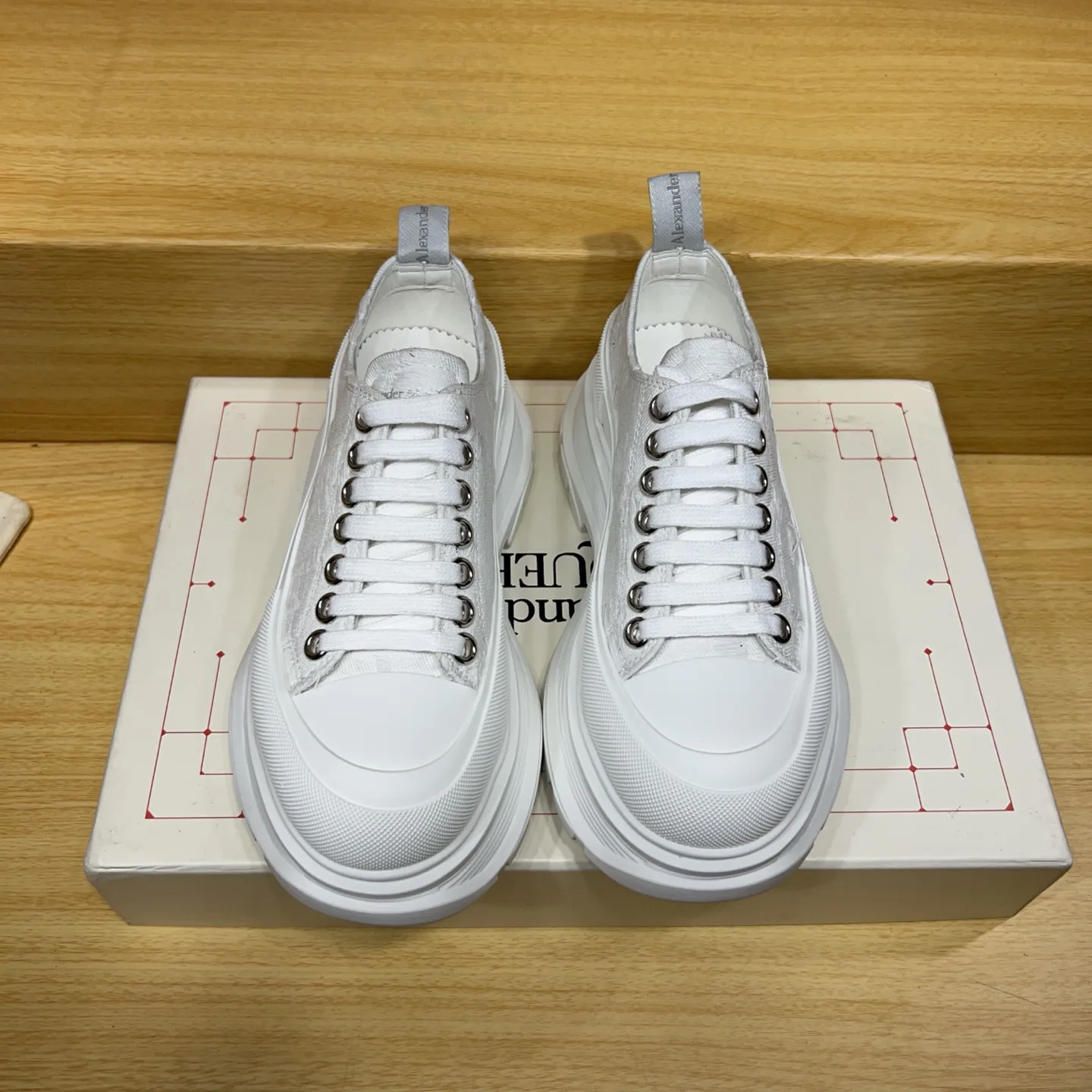 Кроссовки Женские Alexander Mcqueen 17545164