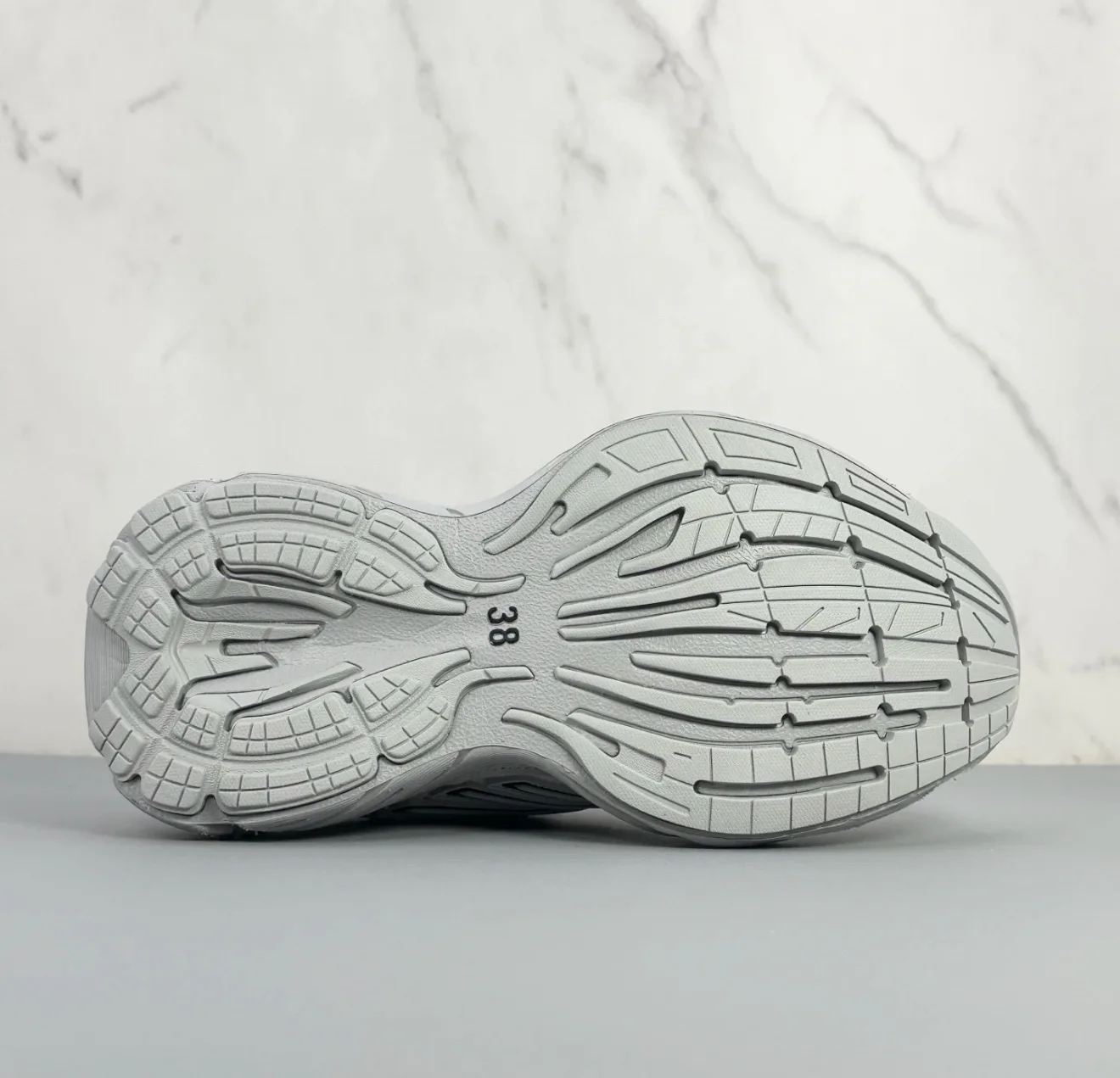 Кроссовки Женские Balenciaga 242361