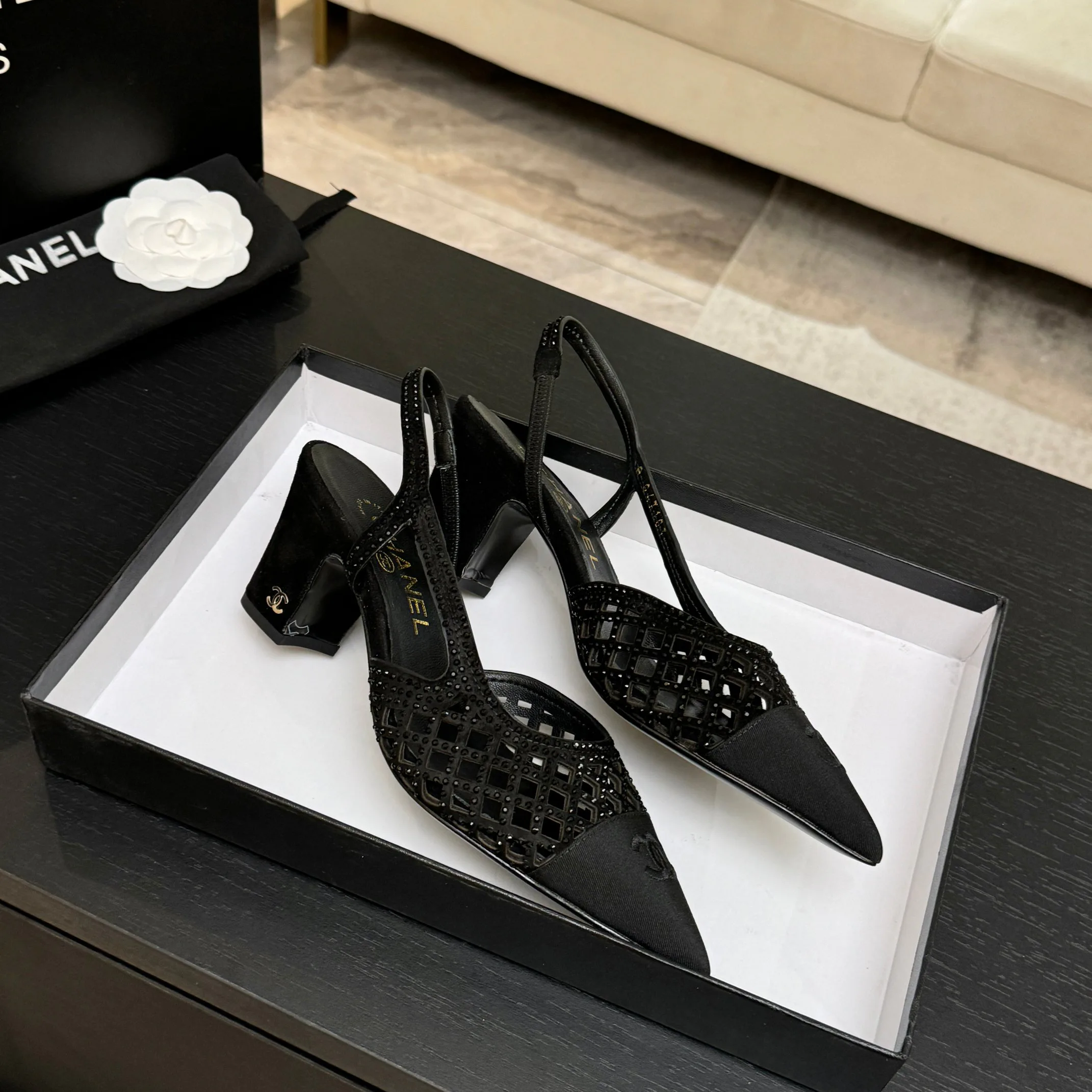Туфли Женские Chanel 17448393