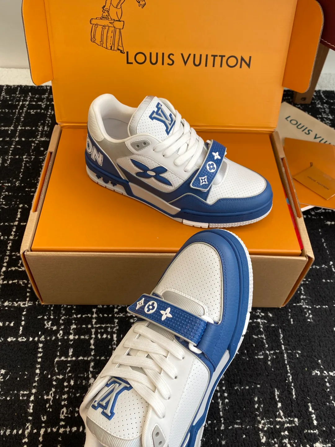 Кроссовки Женские Louis Vuitton 98362