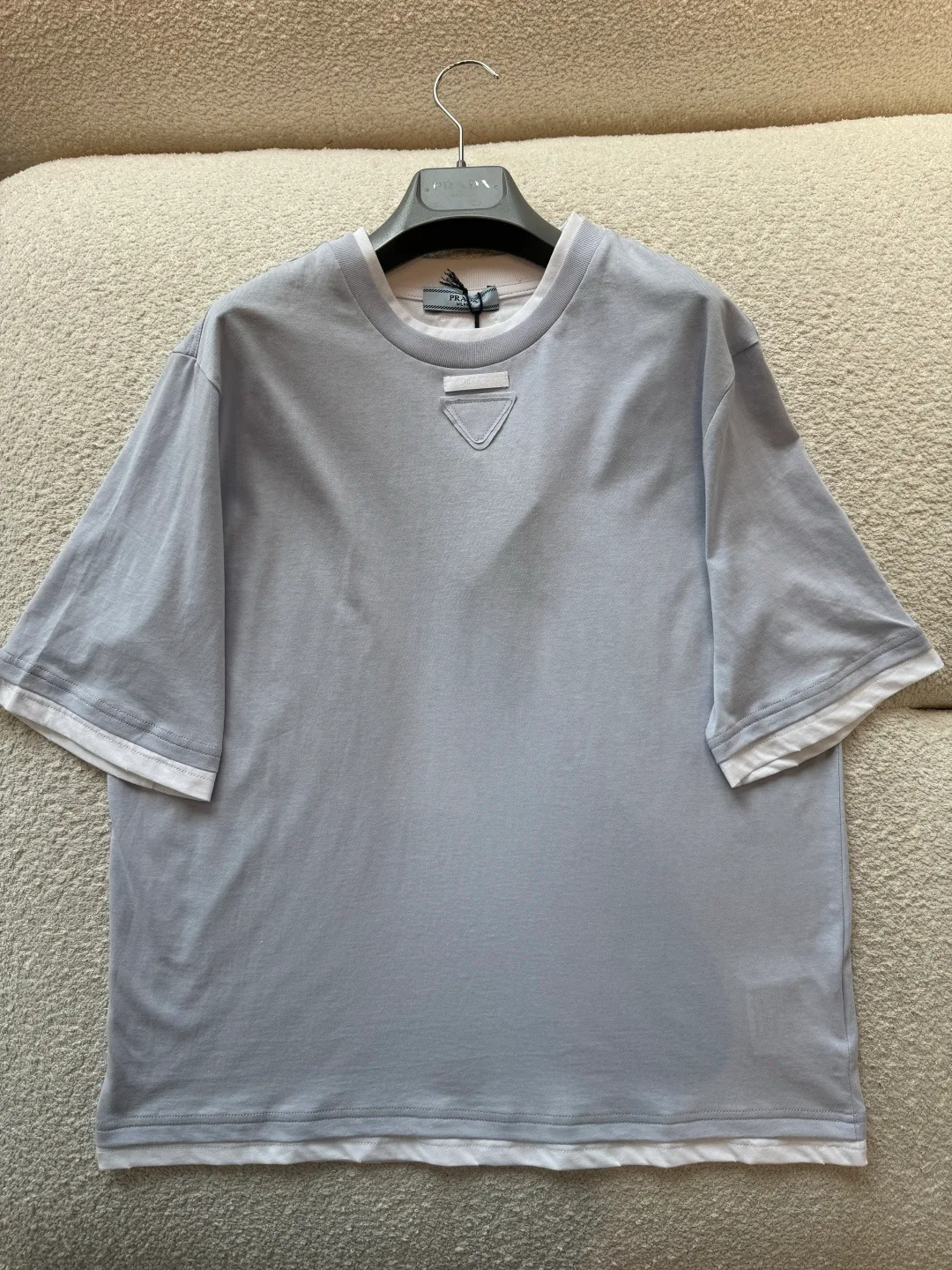 Футболки Женские Prada 17768989