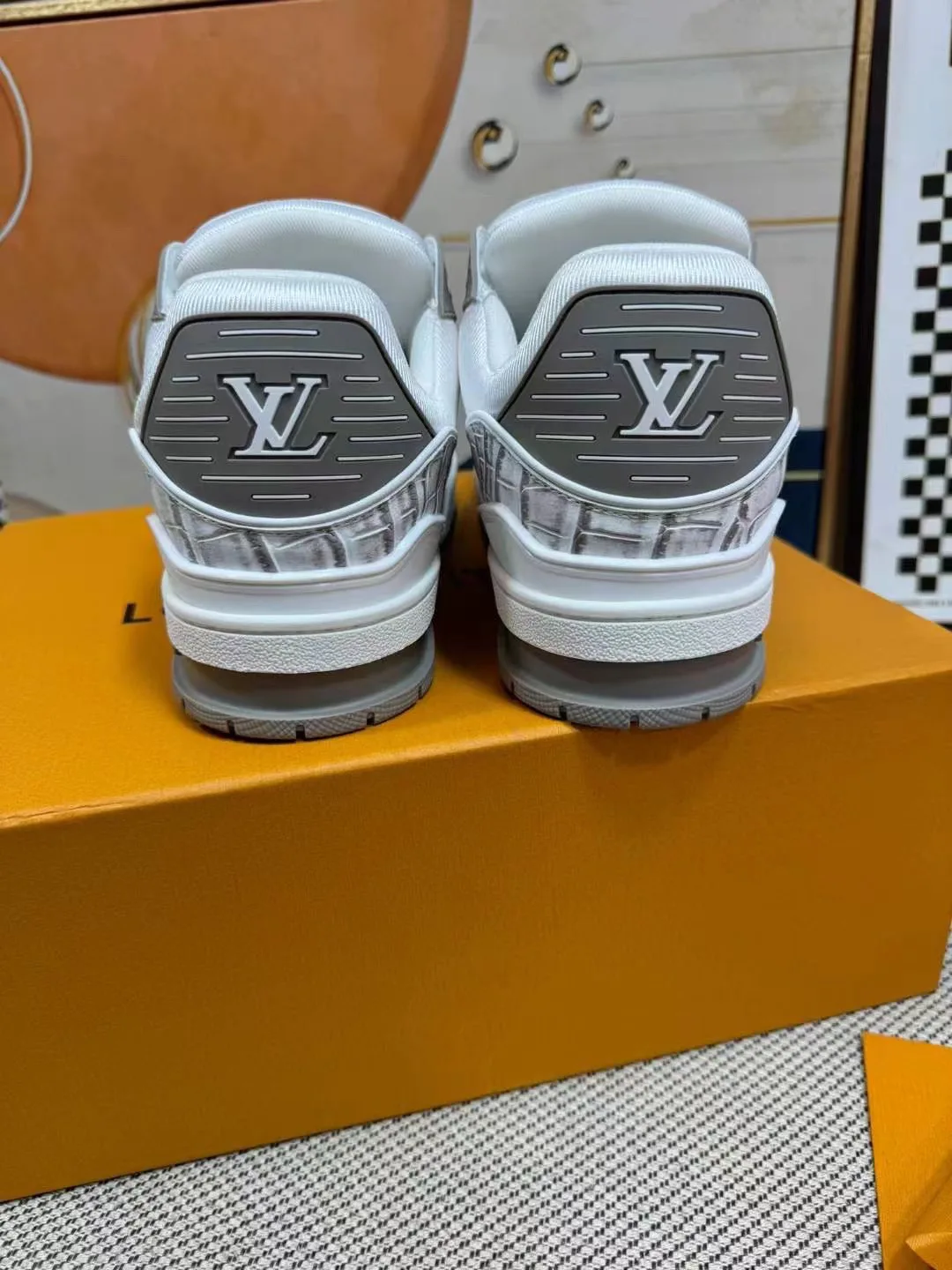 Кроссовки Женские Louis Vuitton 311320