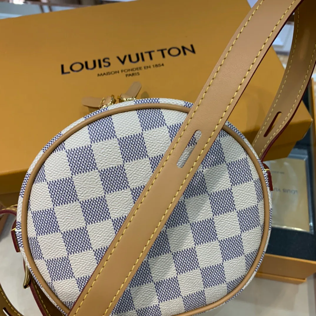 Сумки На Ремне Женские Louis Vuitton 1270592