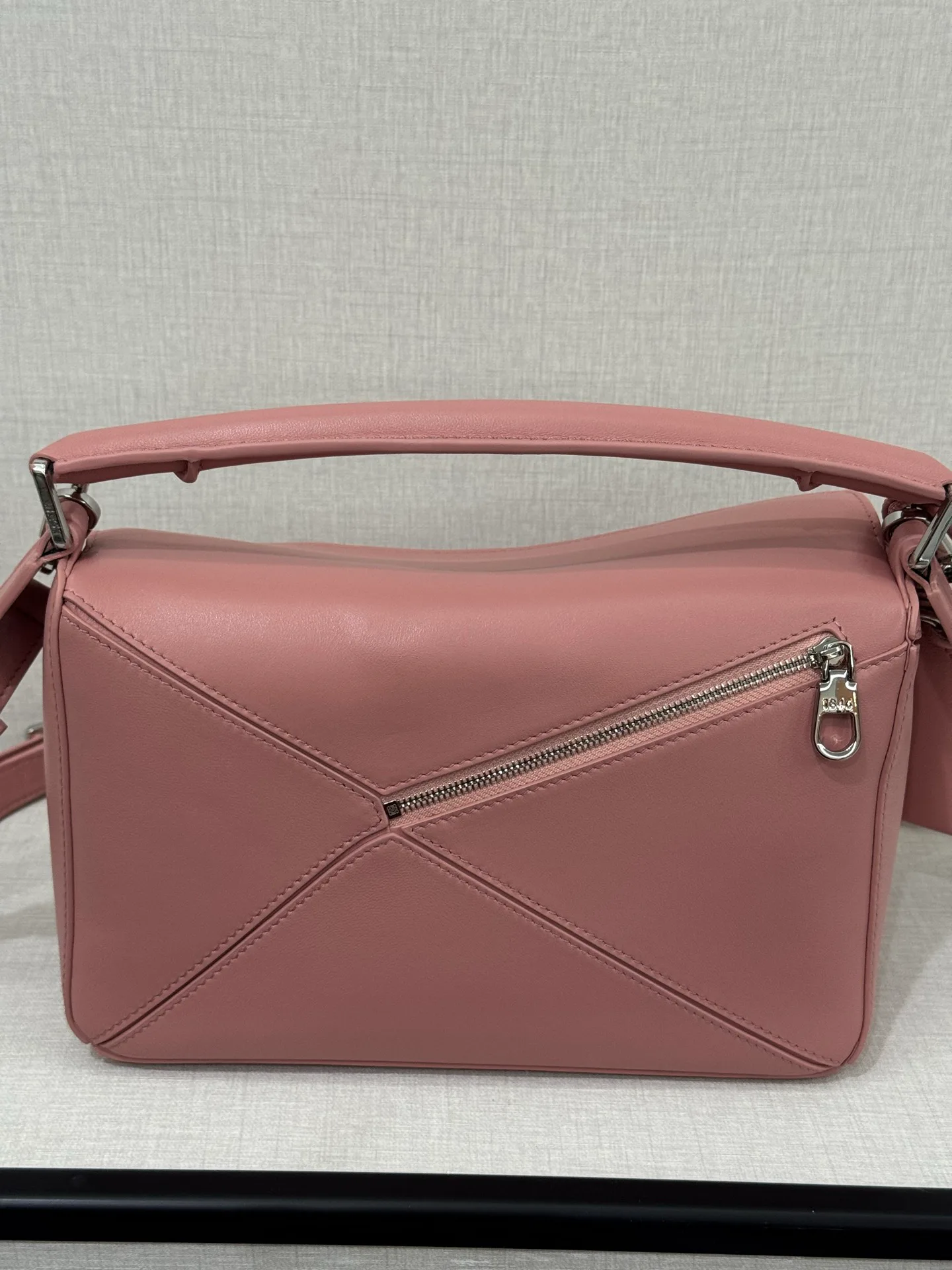 Классические Сумки Женские Loewe 5029632