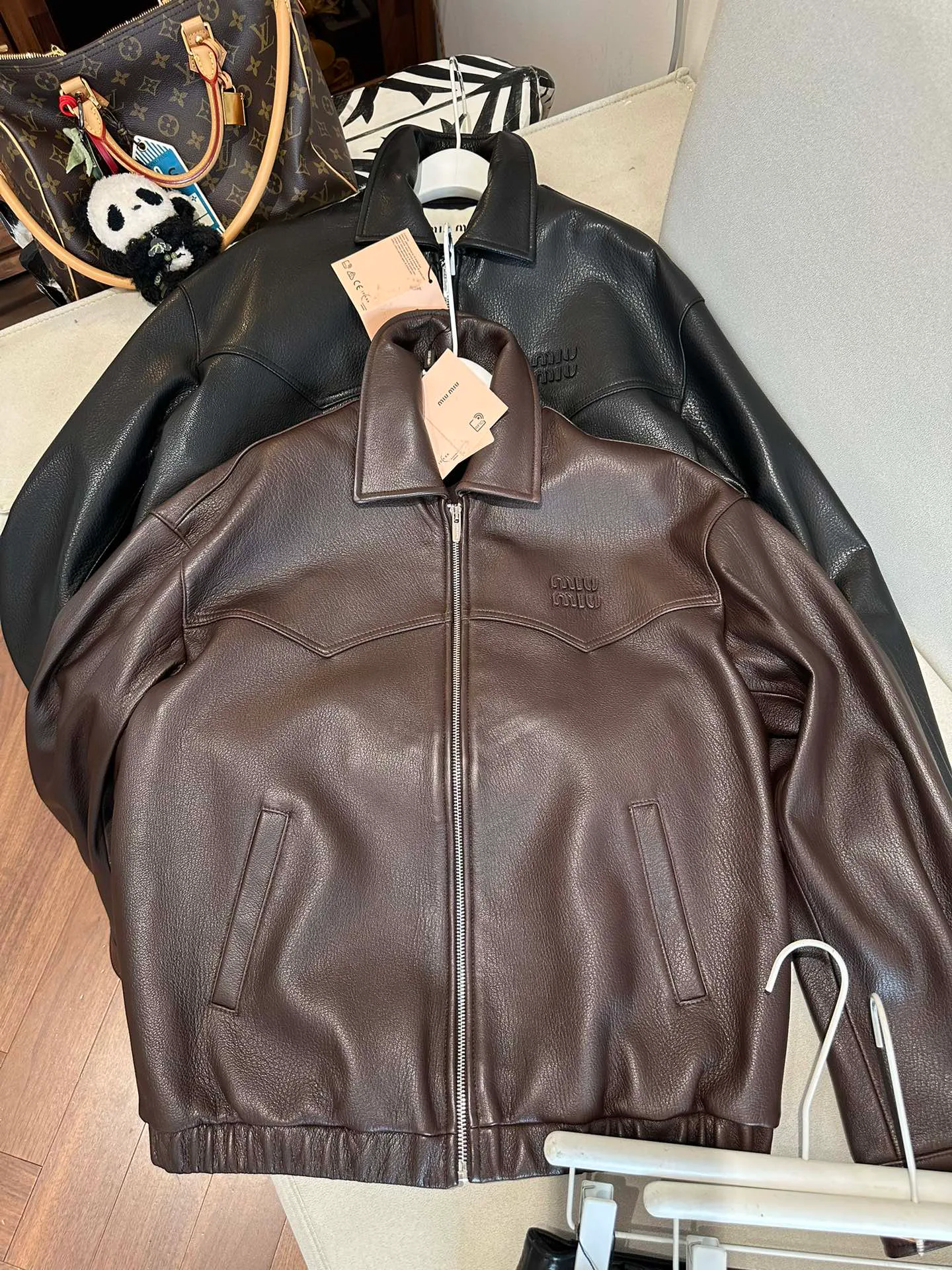 Кожаные Куртки И Дублёнки Женские Miu Miu 11625024