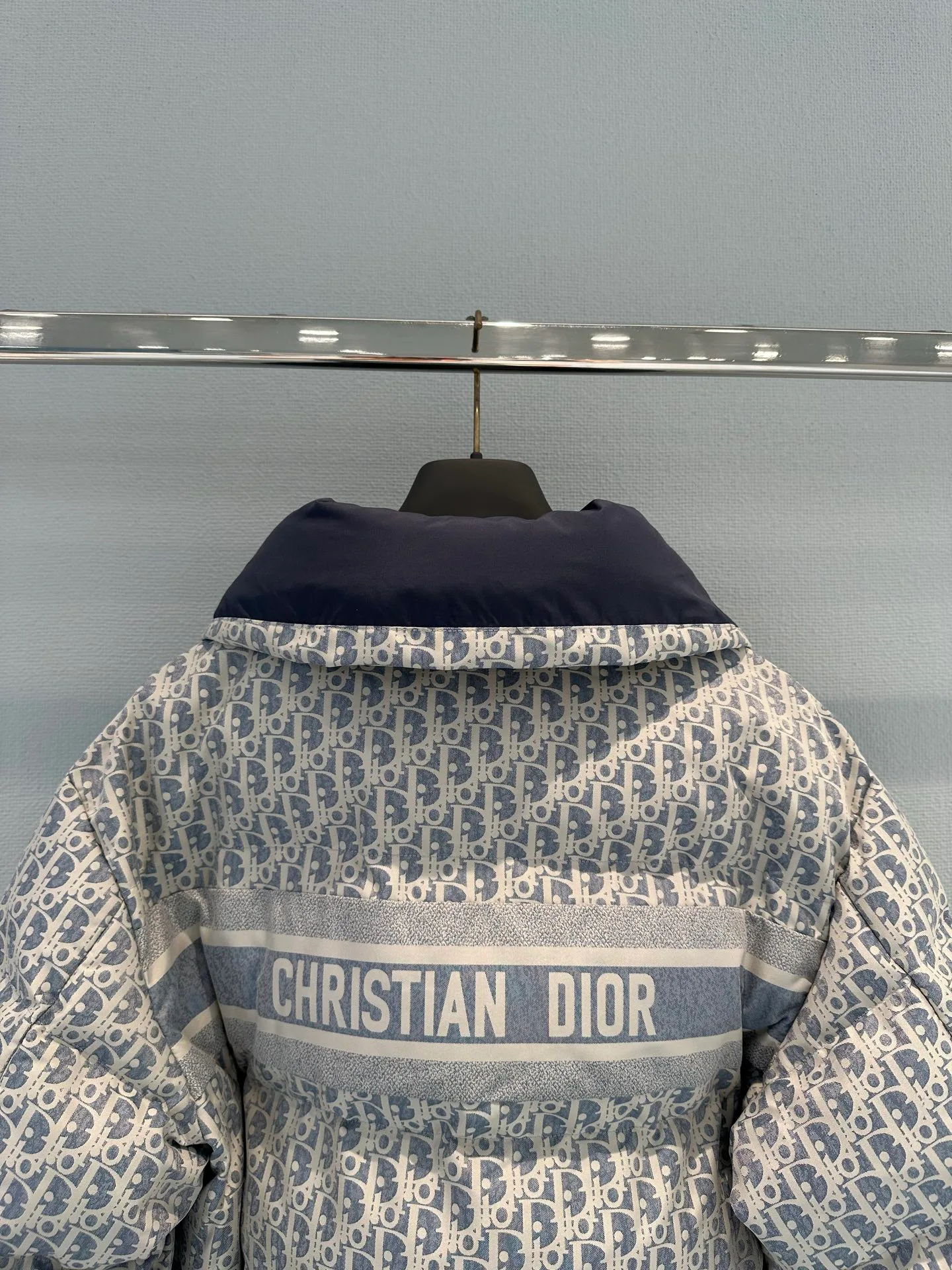Куртки И Пуховики Женские Christian Dior 19772154