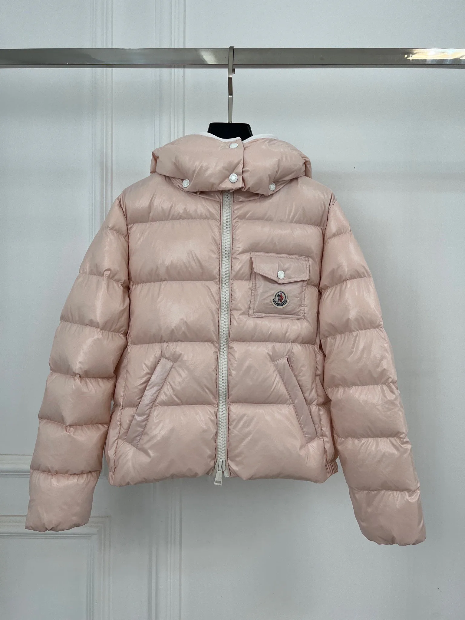 Куртки И Пуховики Женские Moncler 18416223