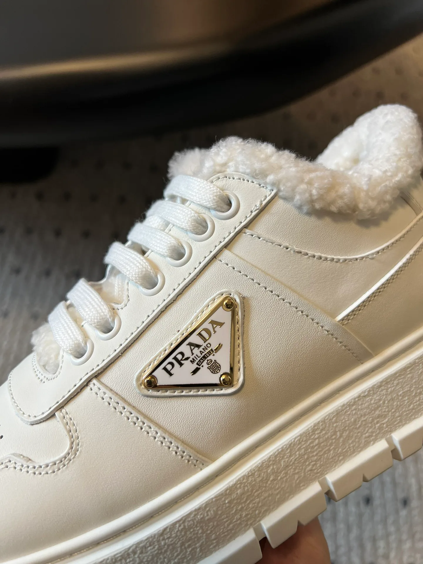 Кроссовки Женские Prada 94671