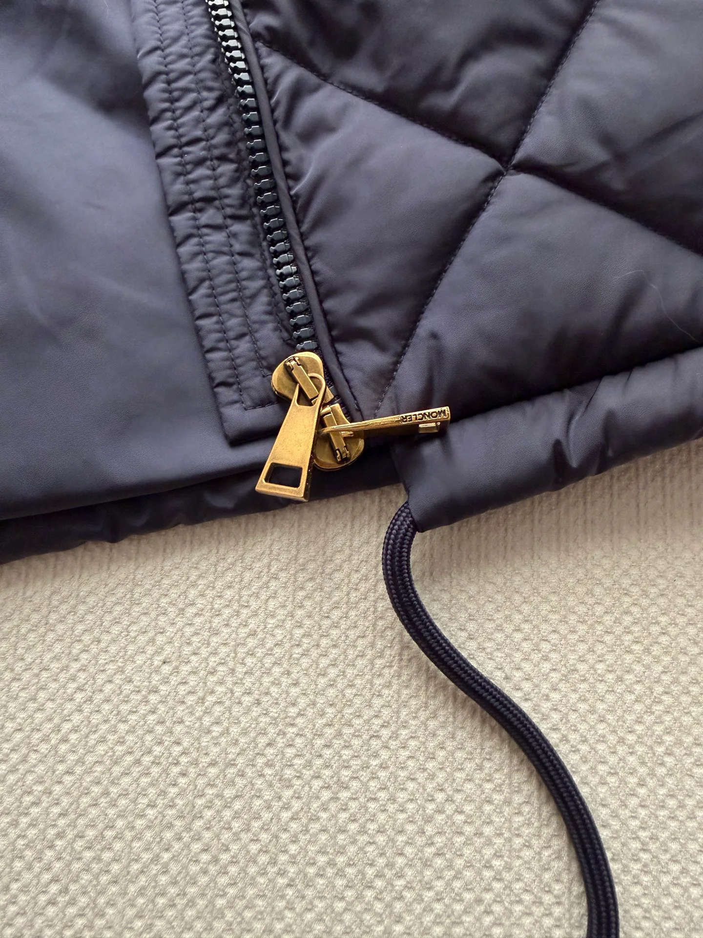 Куртки И Пуховики Женские Moncler 18325816