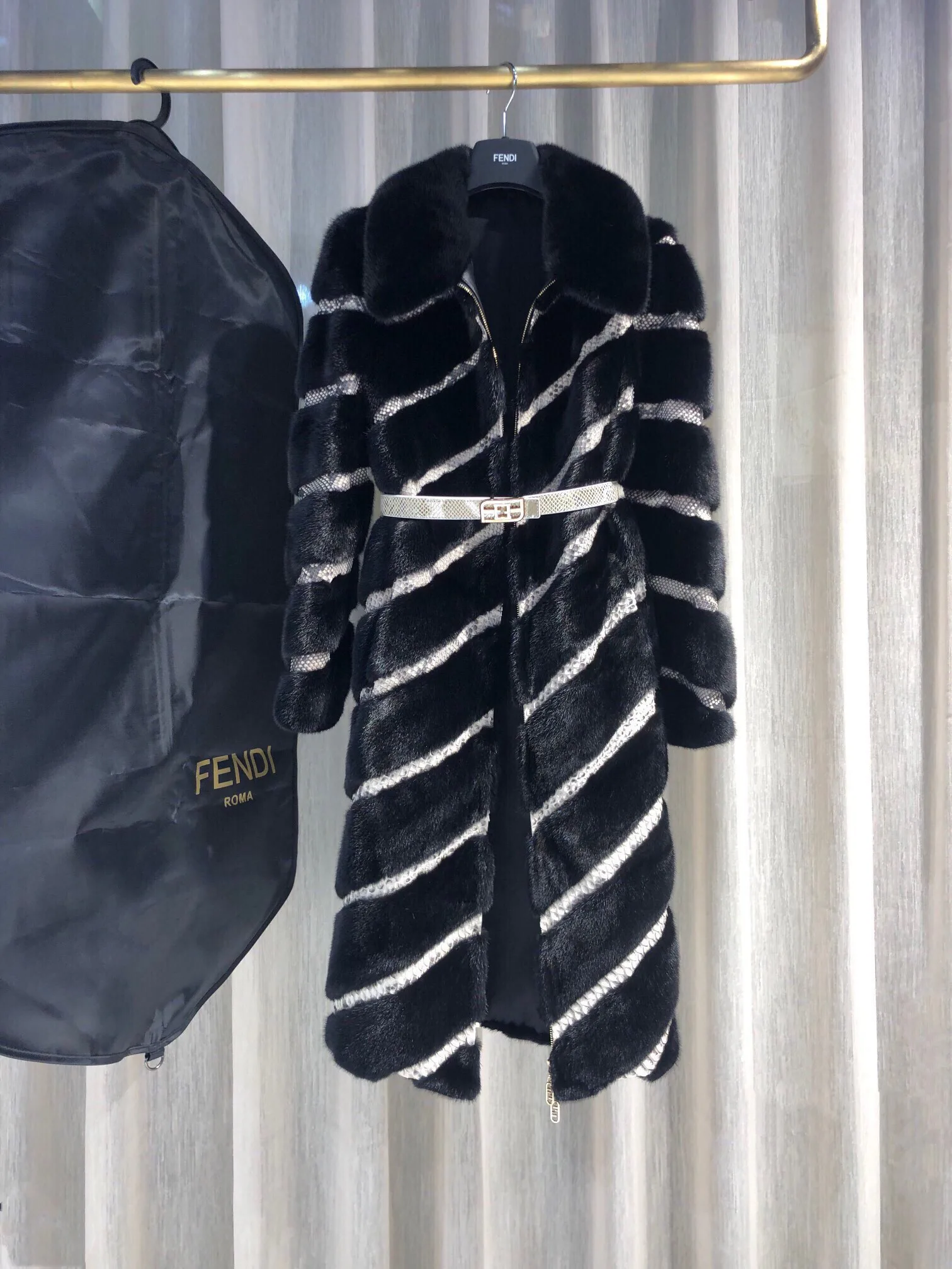 Шубы Женские Fendi 1065876
