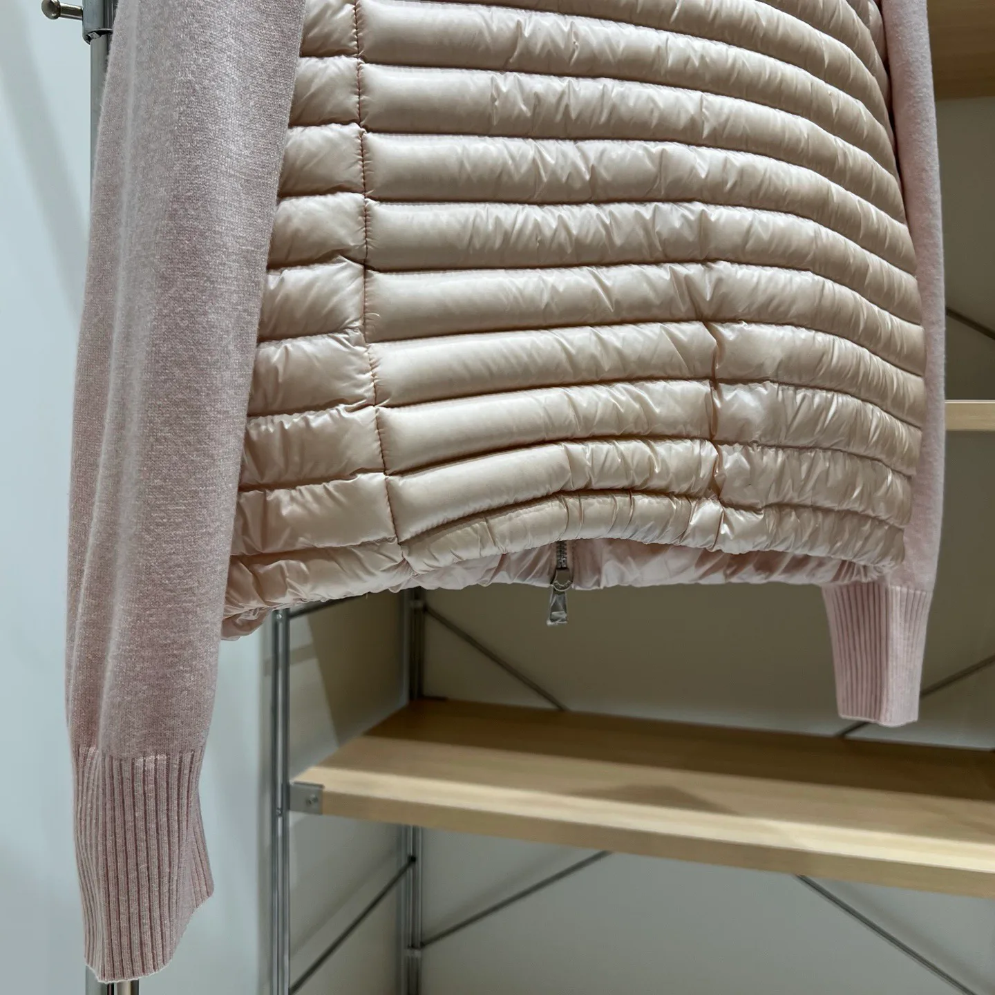 Куртки И Пуховики Женские Moncler 18043622