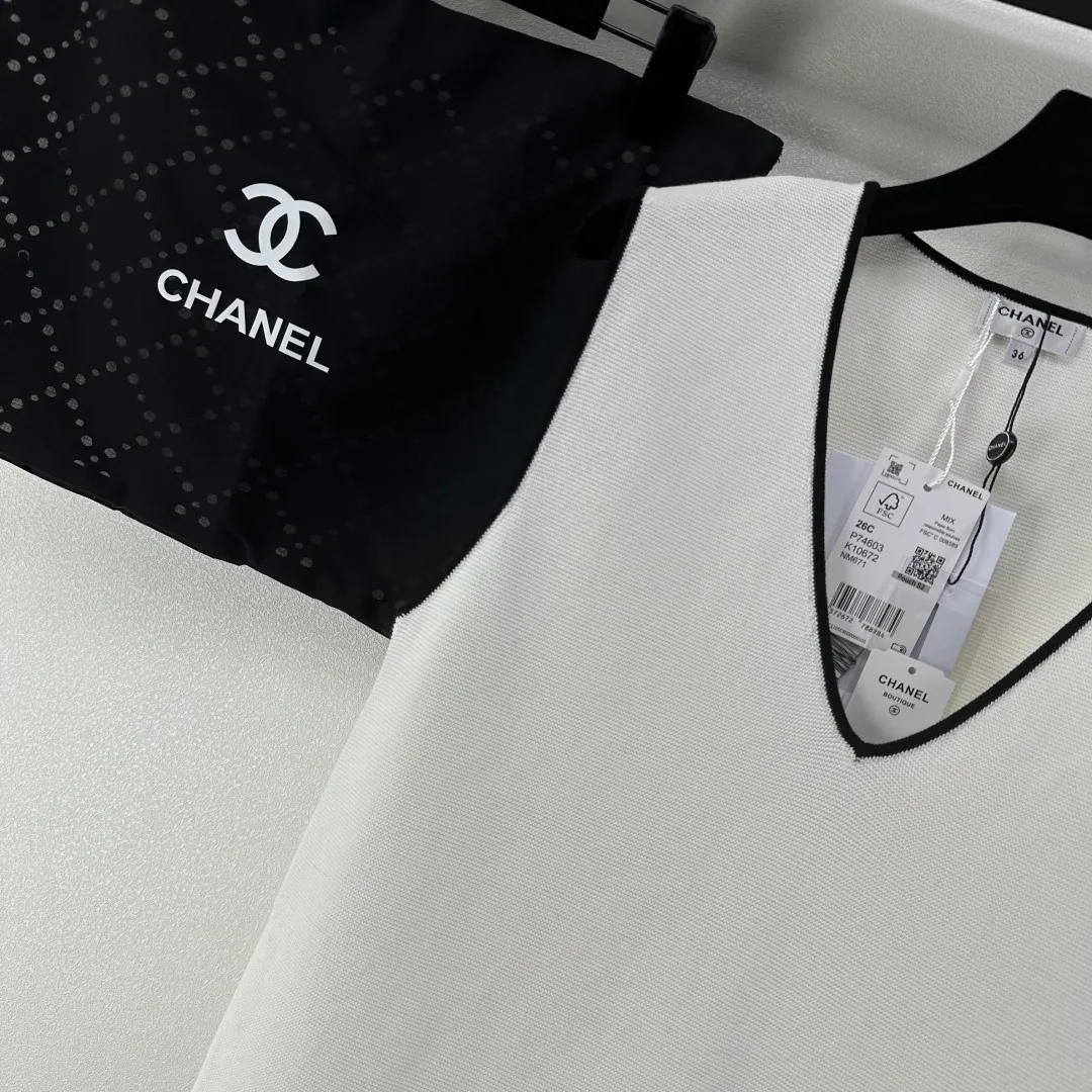 Жилеты Женские Chanel 11455056