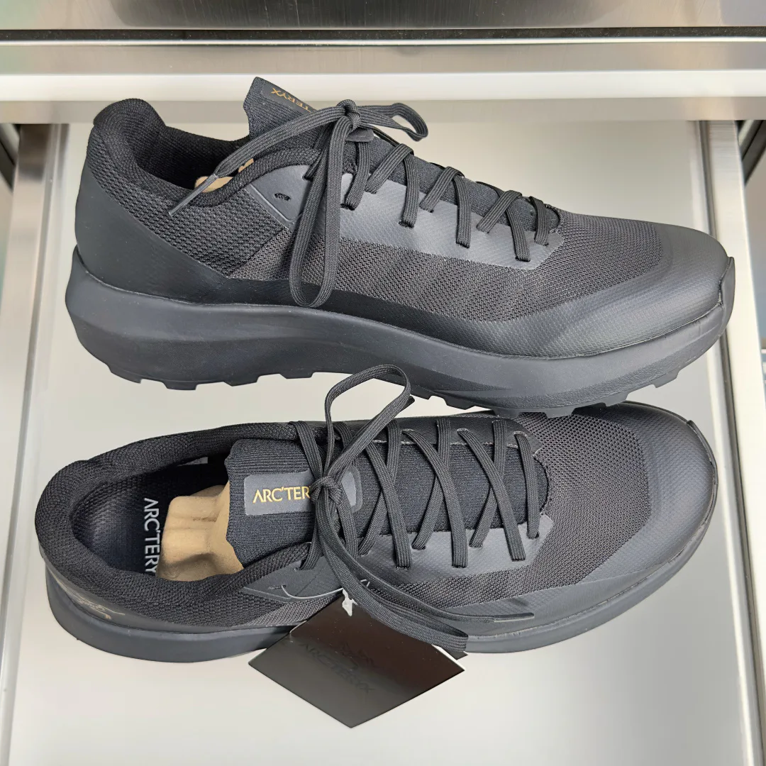 Кроссовки Женские Arcteryx 17415466