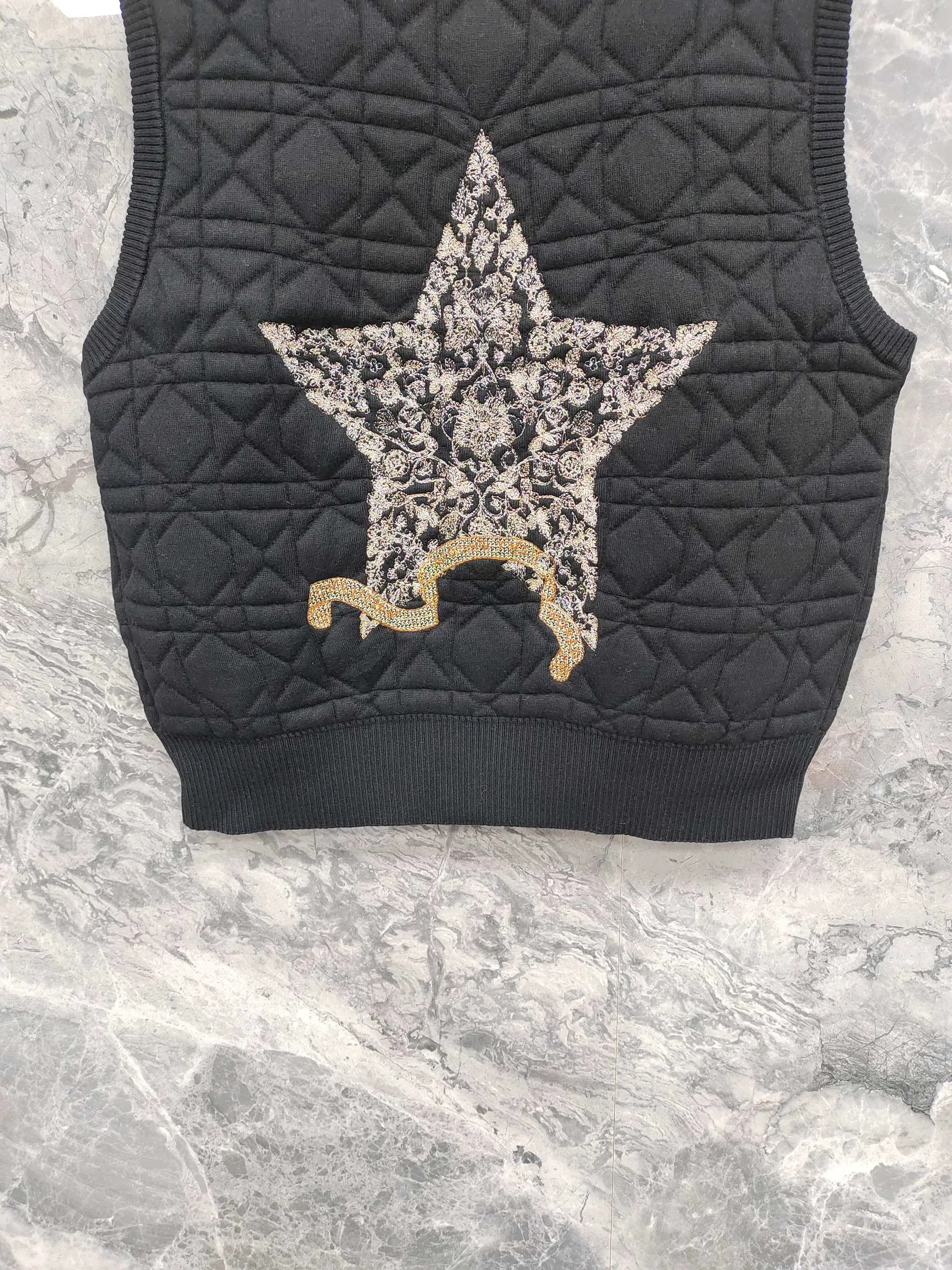 Жилеты Женские Christian Dior 17954007