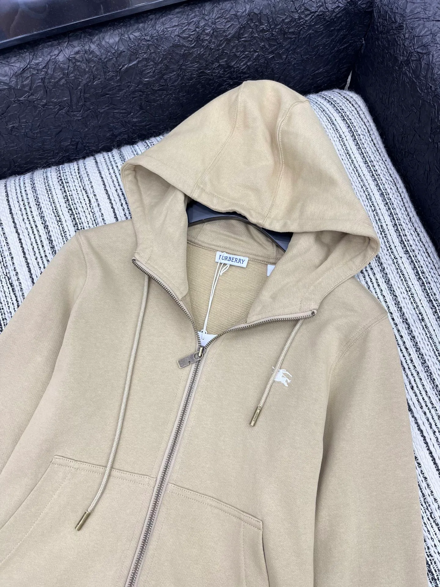 Спортивные Костюмы Женские Burberry Спортивные Костюмы Женские Burberry