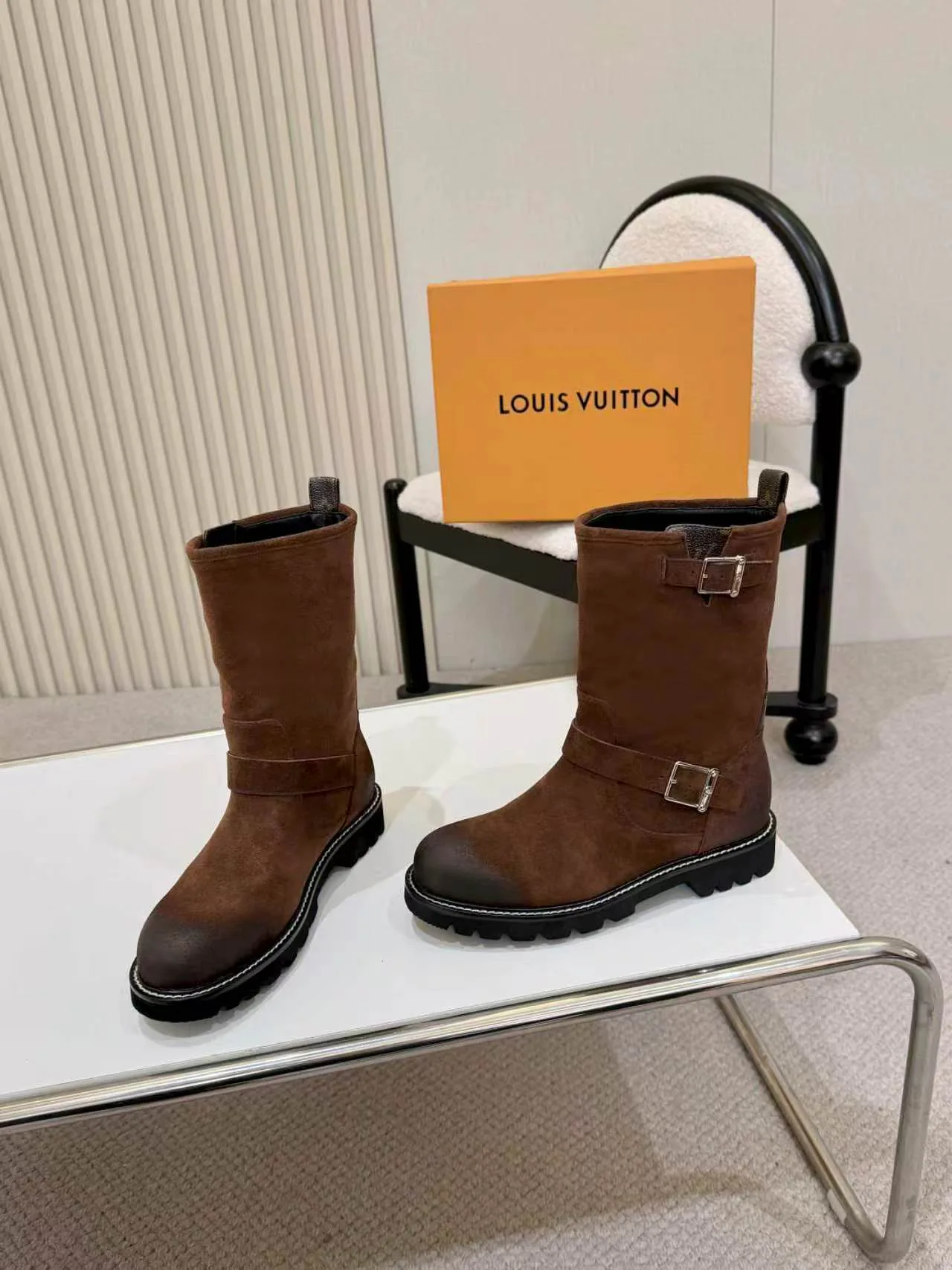 Ботинки Женские Louis Vuitton 19597312