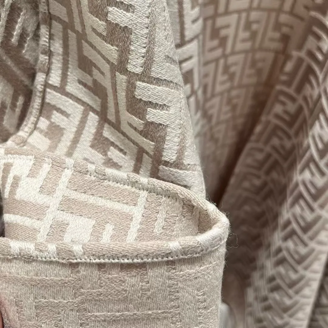 Шарфы Женские Fendi 312049