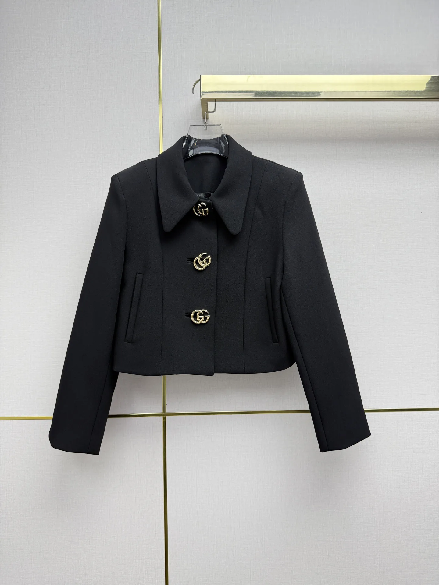 Жакеты Женские Gucci 18249273