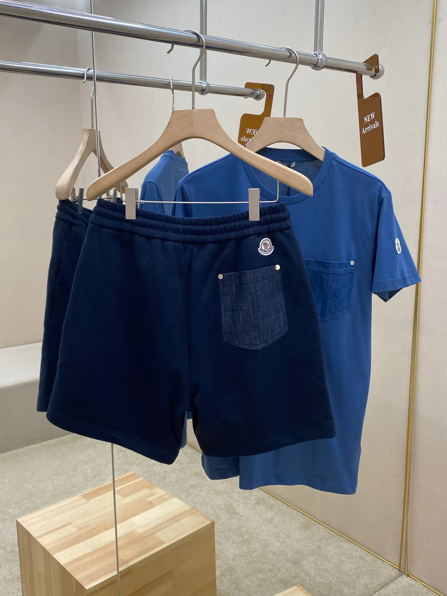 Шорты Мужские Moncler 12680420