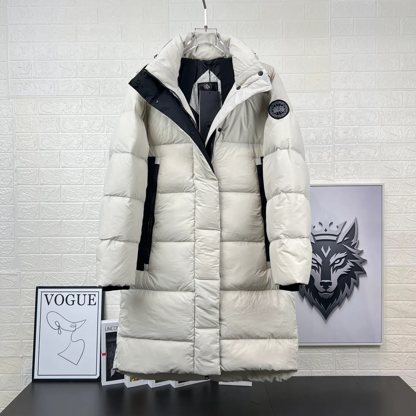 Куртки И Пуховики Женские Canada Goose 18845606