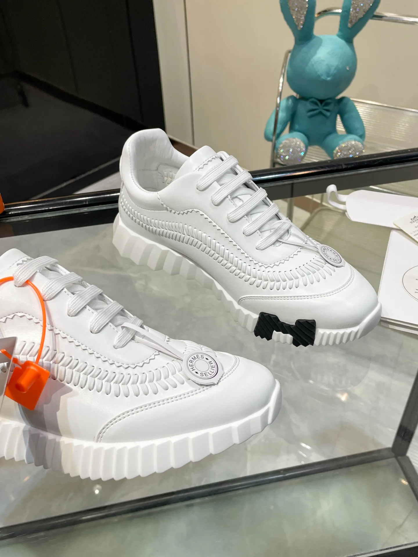 Кроссовки Женские Hermes 17954787