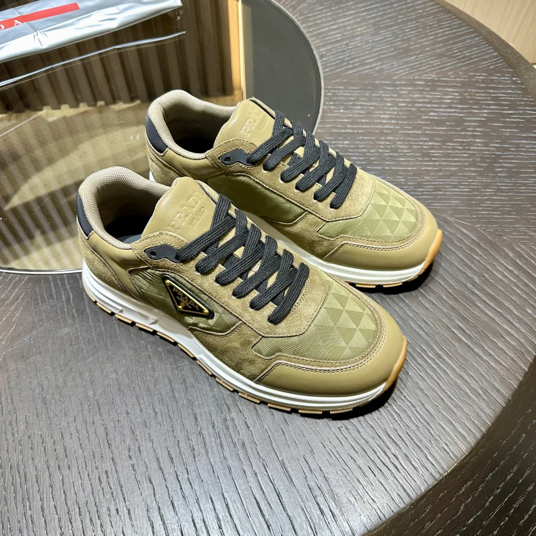 Кроссовки Женские Prada 787531