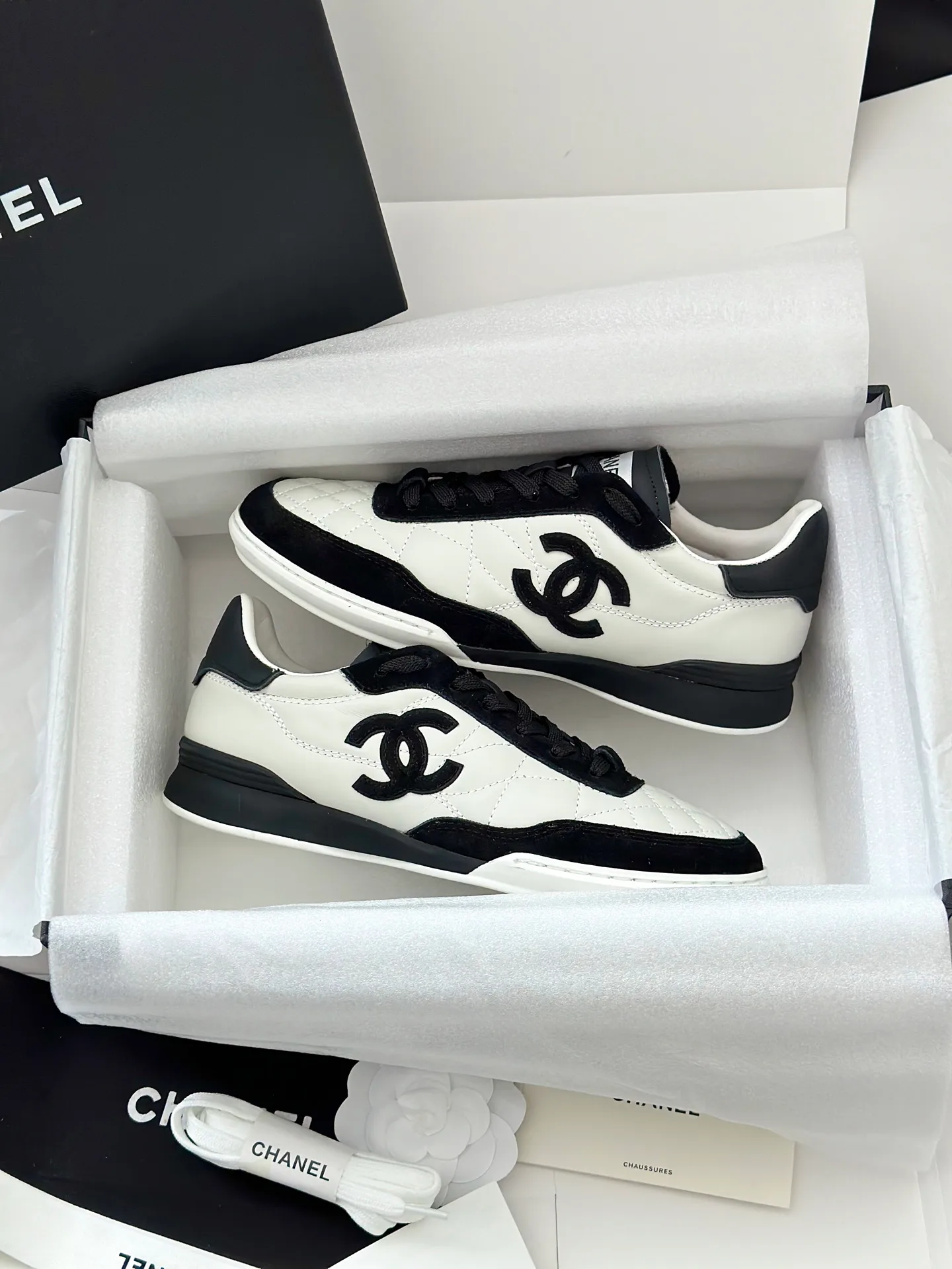 Кроссовки Женские Chanel 18765014